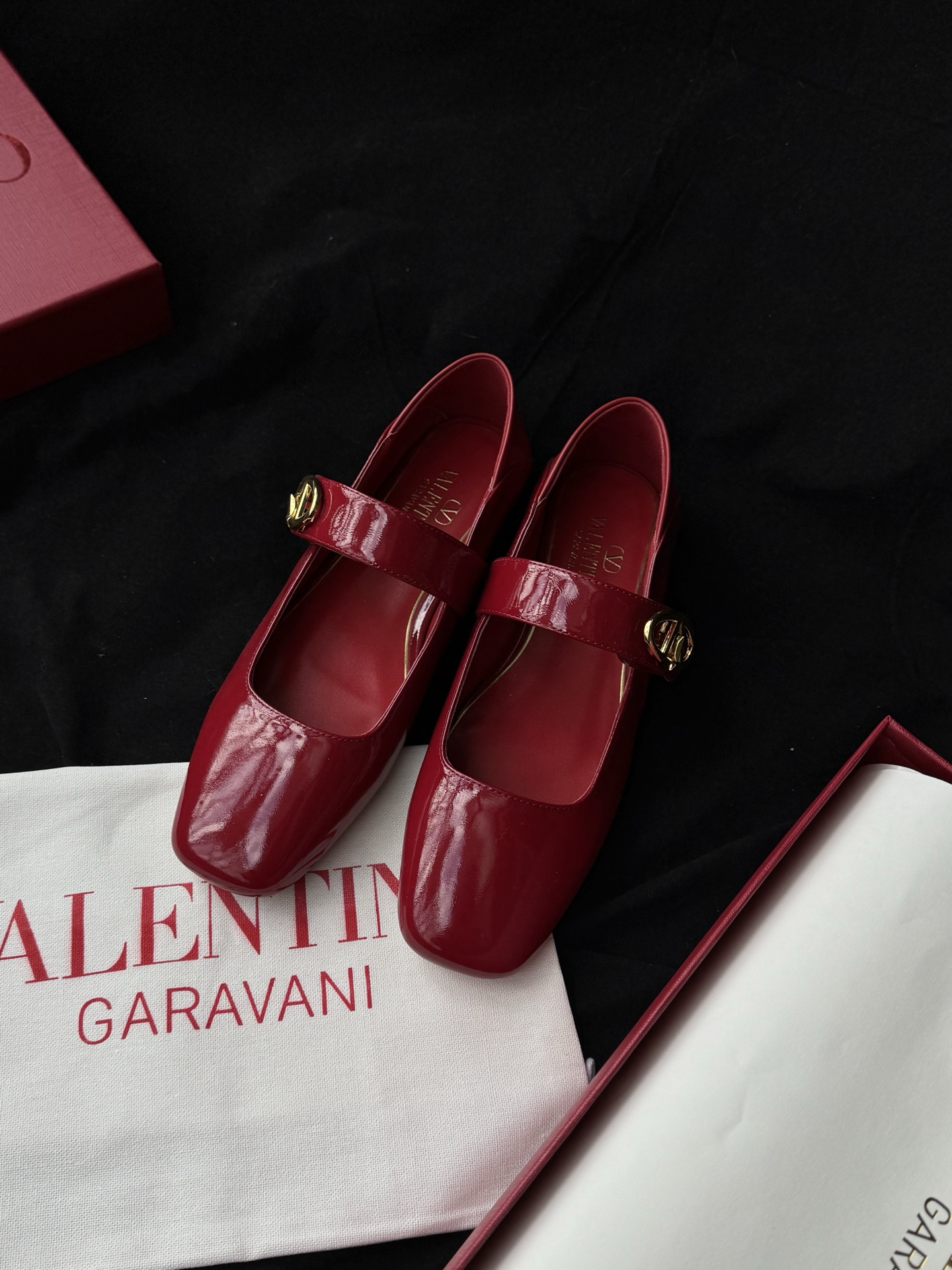 Valentino Garavani patent leather Mary Jane ballet flats