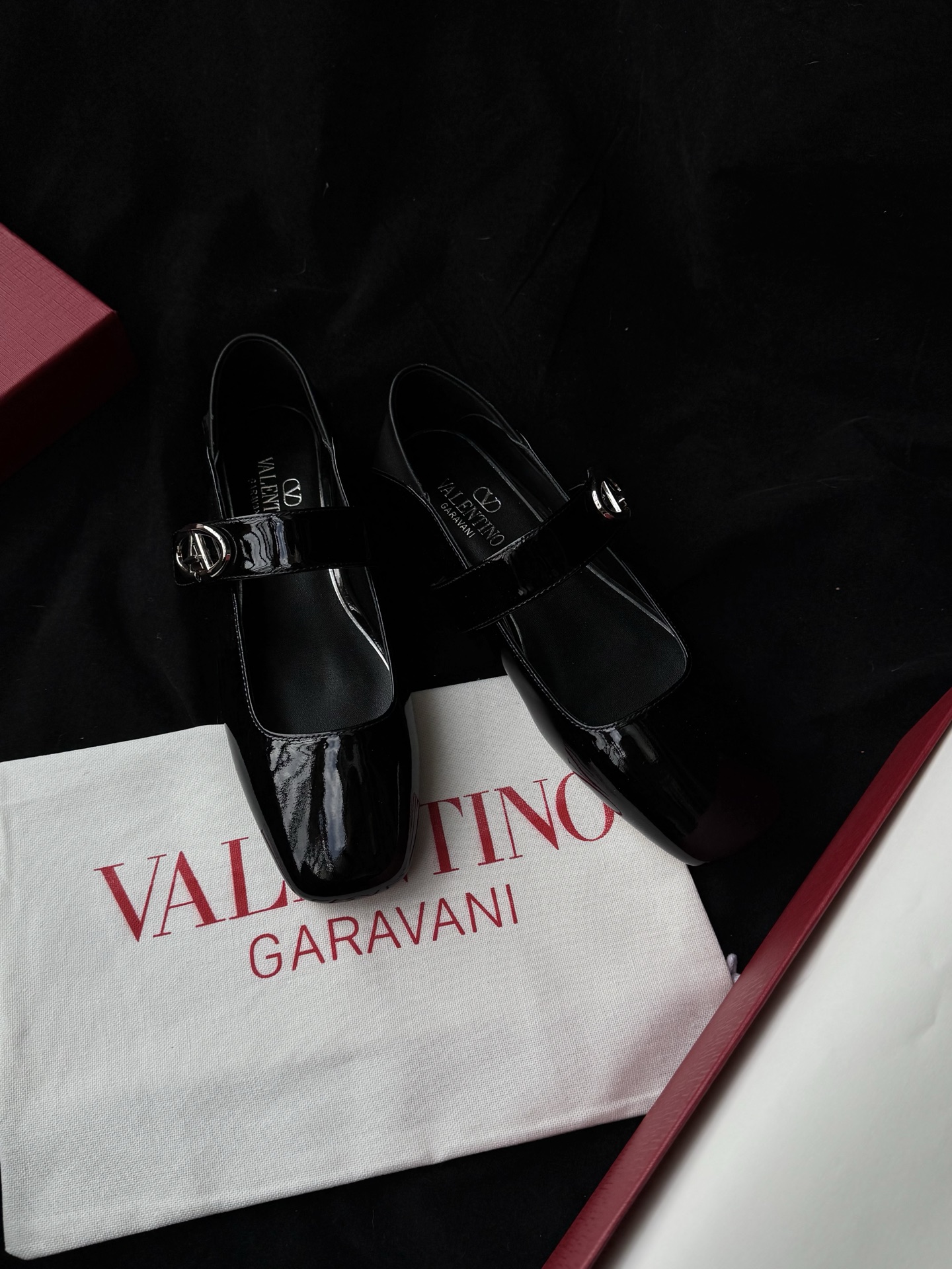 Valentino Garavani patent leather Mary Jane ballet flats
