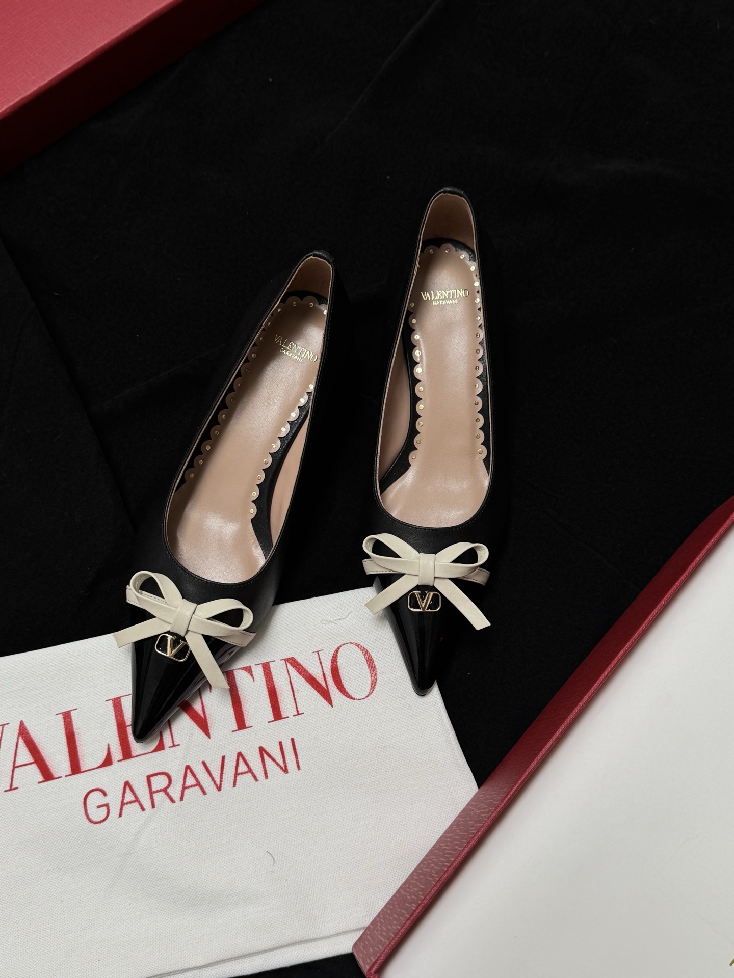 Valentino High Heels Cowhide Patent Leather Bow V-buckle Pointed Toe