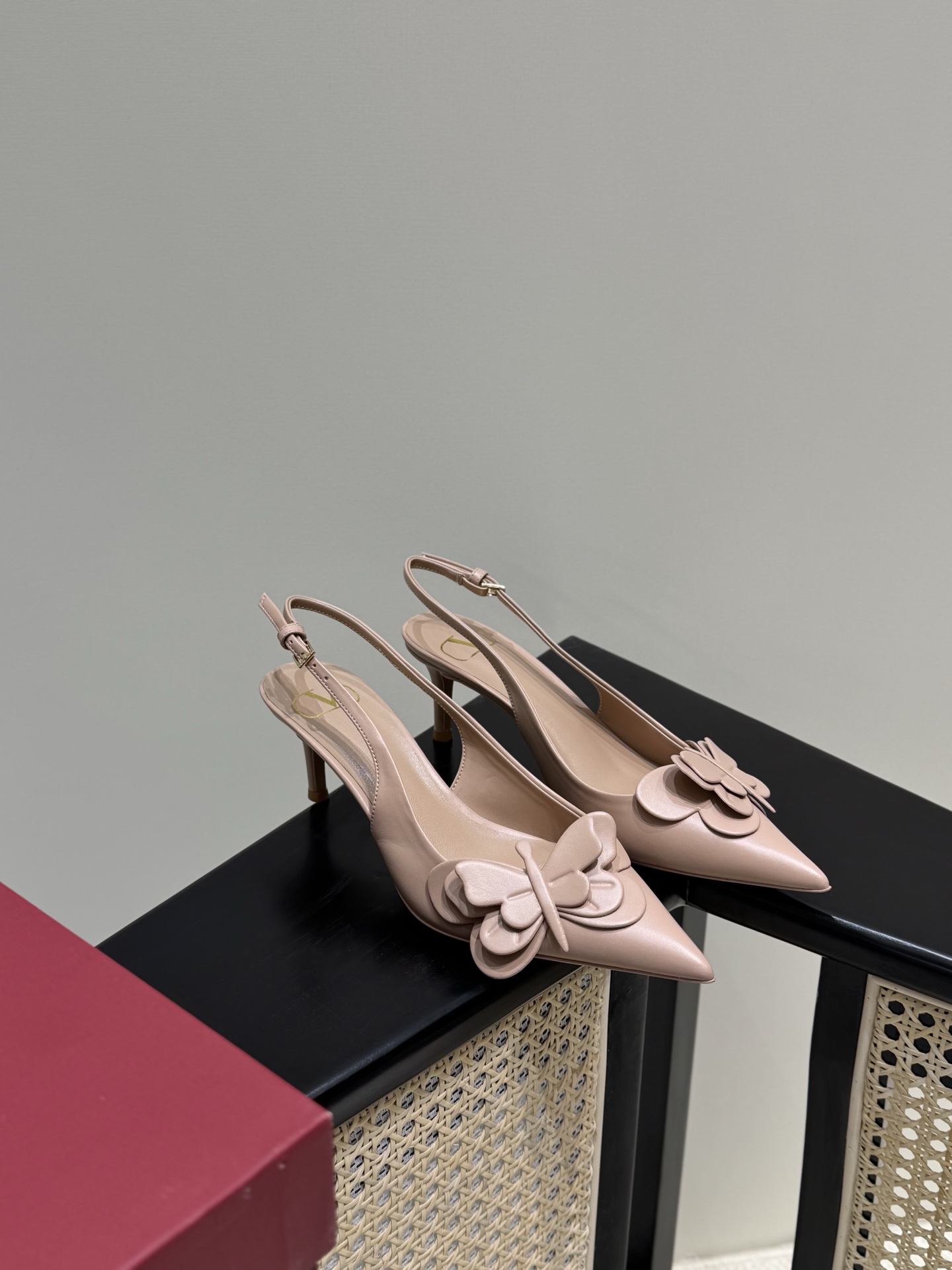 Valentino Butterfly Embellished Pointed Toe Stiletto Slingback Sandals Sheepskin