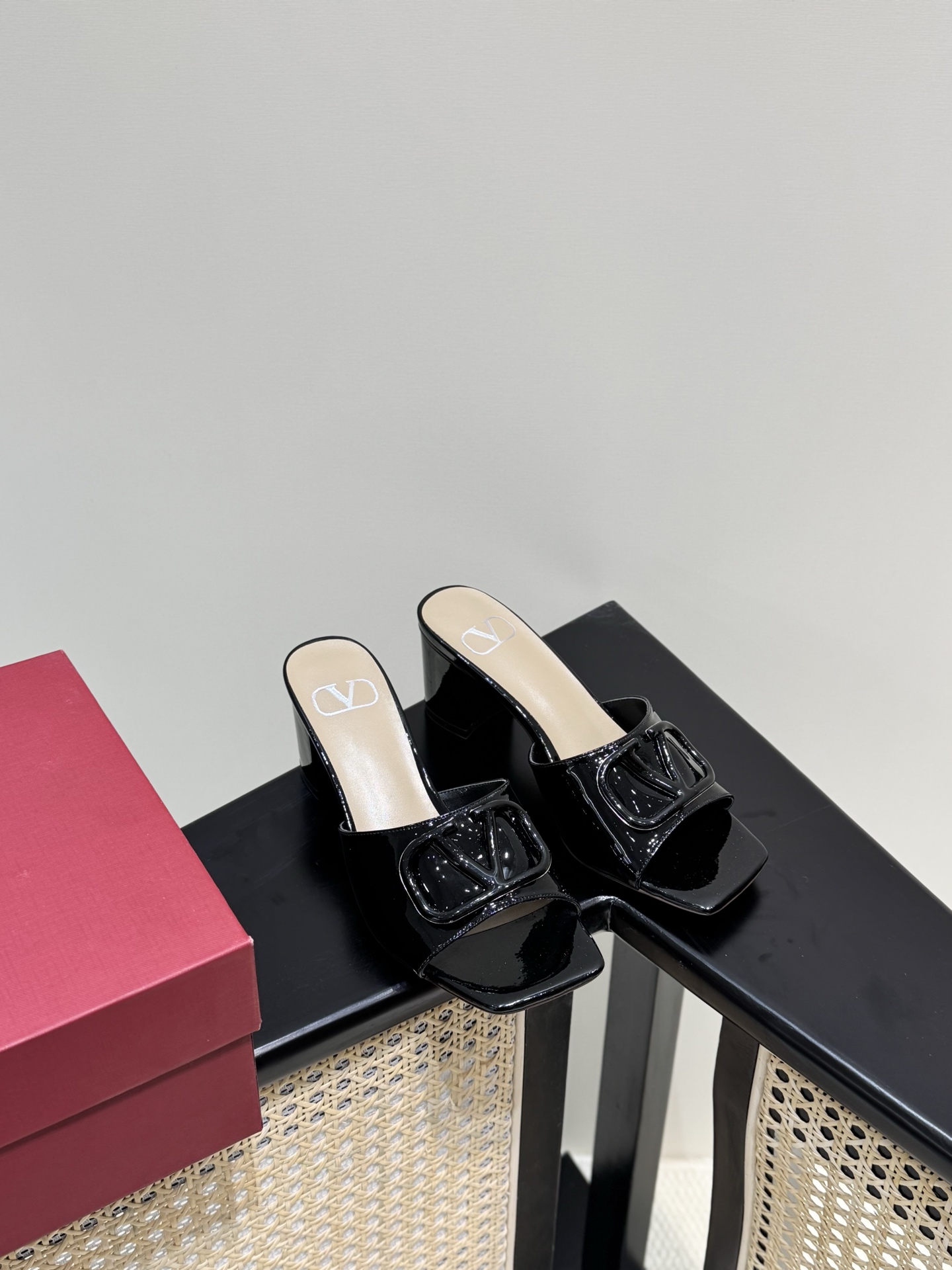 Valentino Black Patent Leather Chunky Heel Open Toe Slide Sandals Big V Buckle