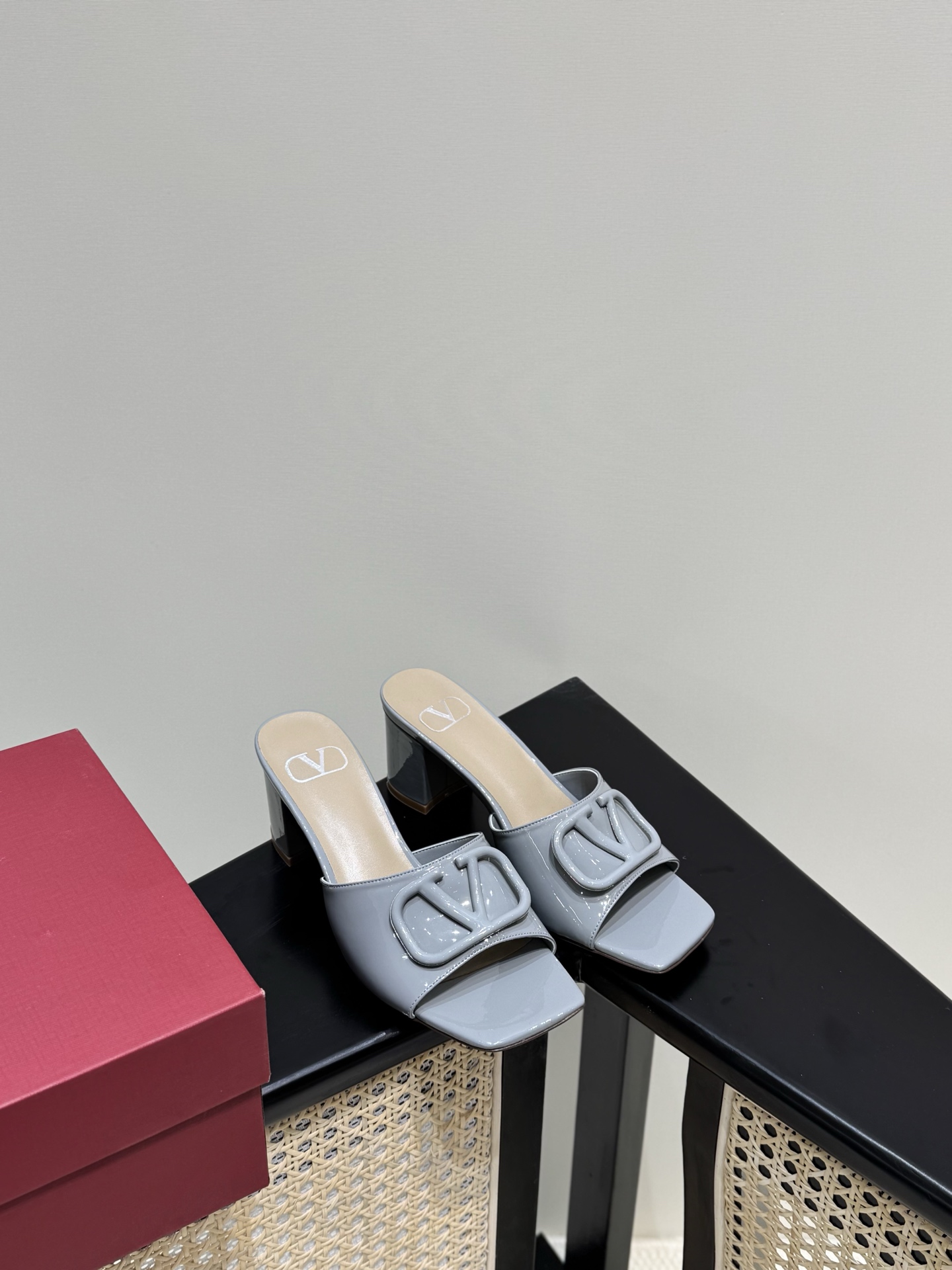Valentino Block Heel Open Toe Slide Sandals Patent Leather Gray