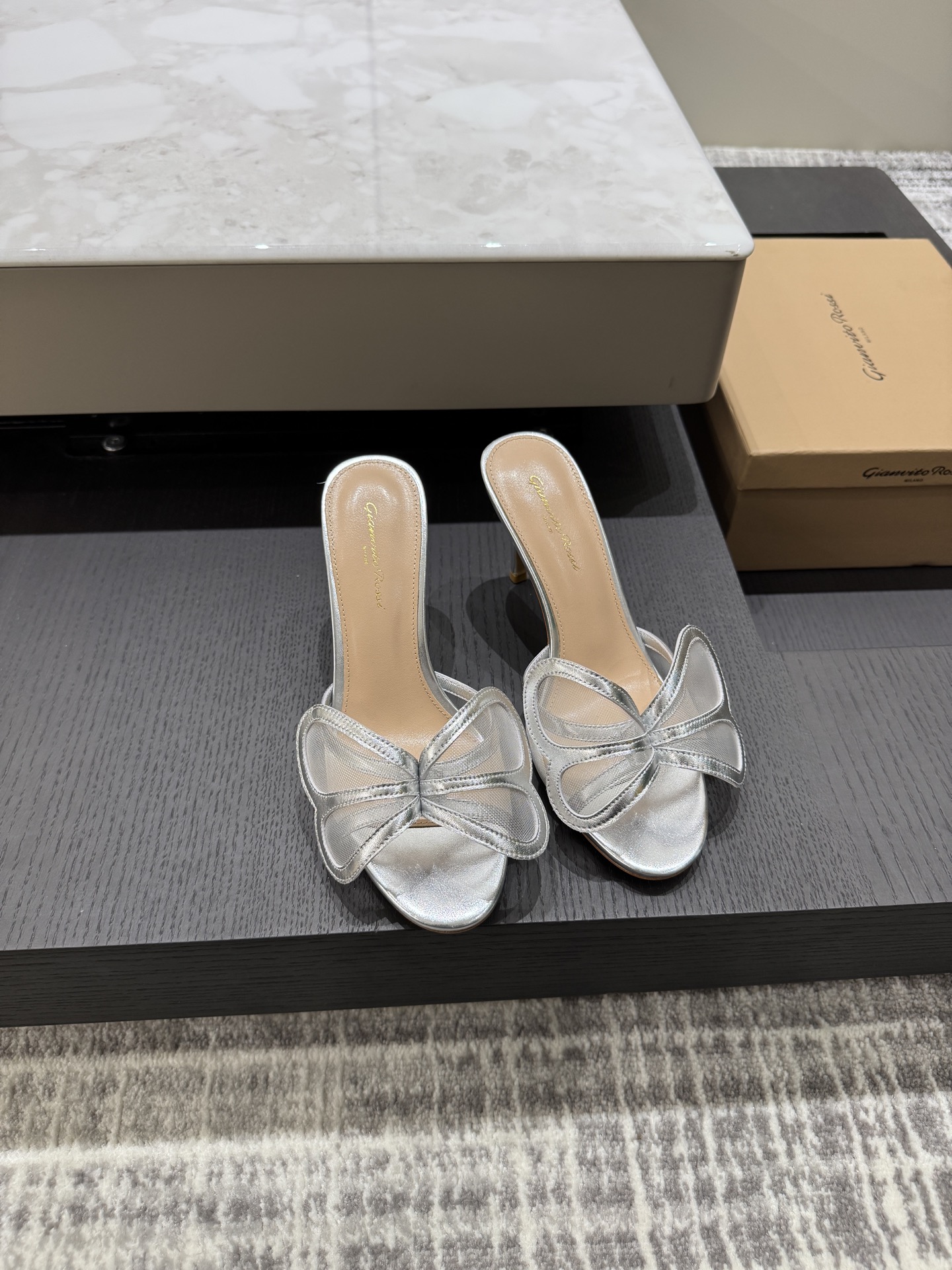 Gianvito Rossi Eiko Stiletto 小高跟 拖鞋 凉鞋 羊京+网纱+捷克钻 10.5cm/8cm