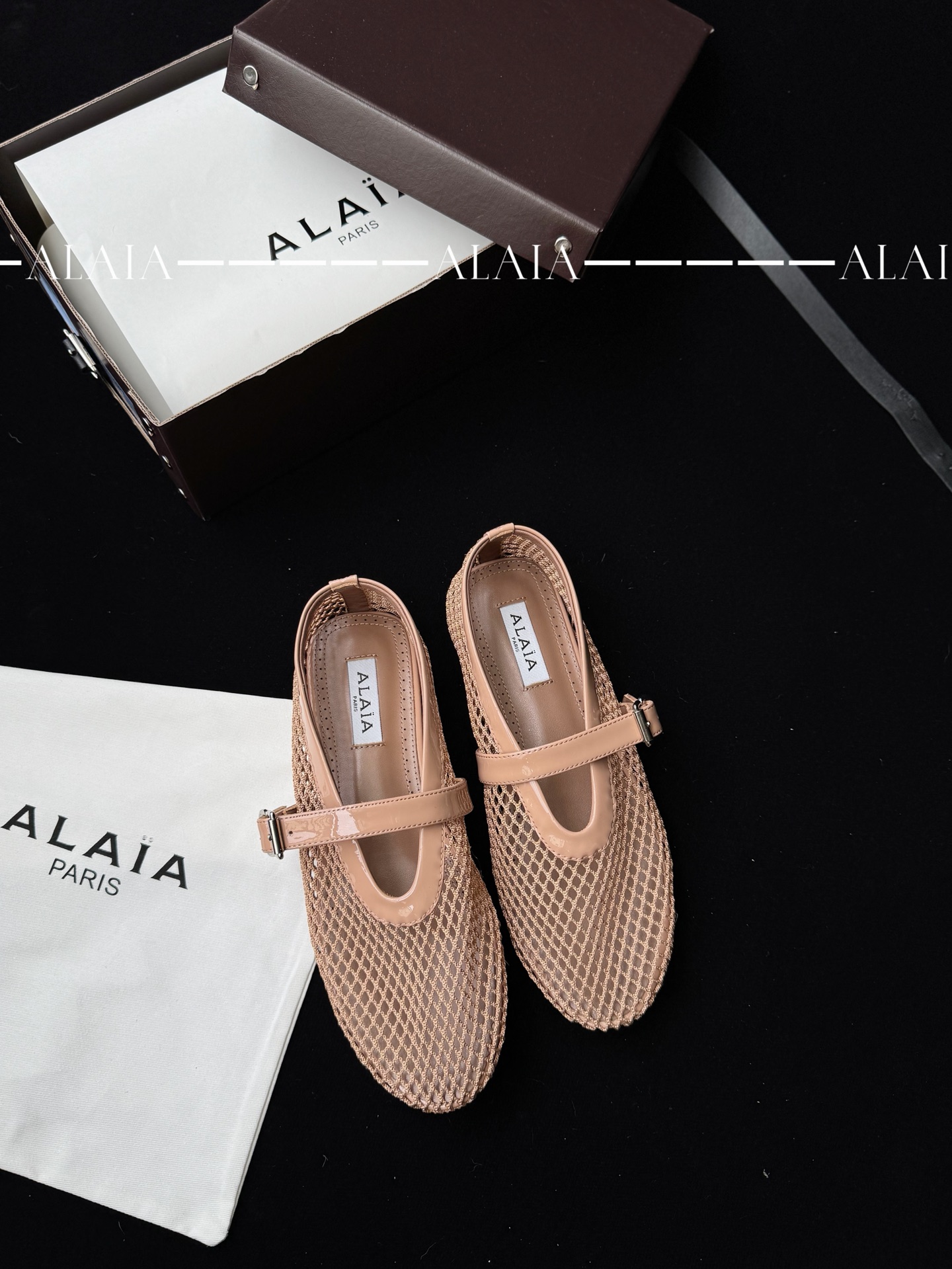 ALAIA 메쉬 페이턴트 가죽 발레리나 슈즈 여성용 스위트 쿨 발레코어-탑 버전
