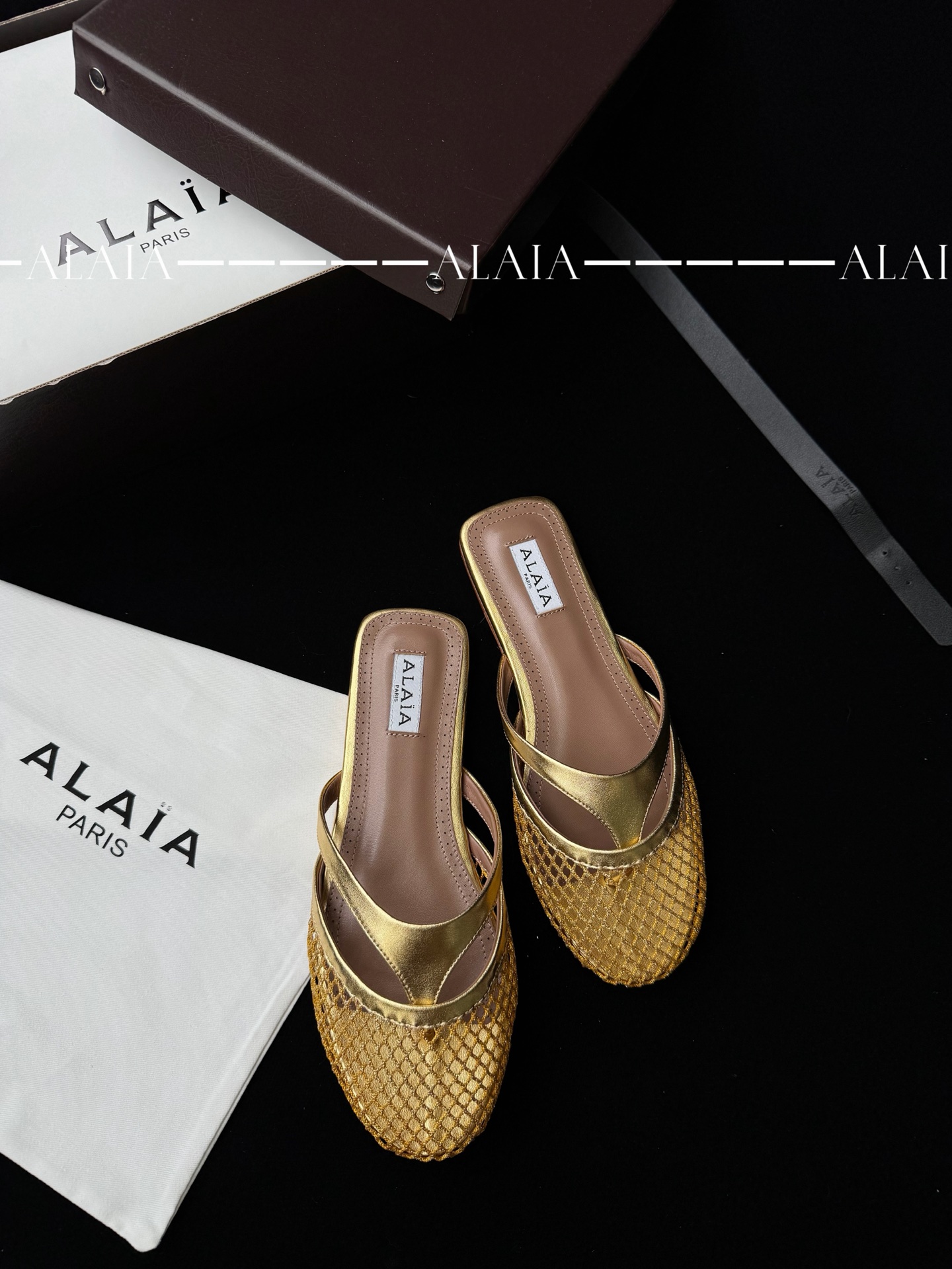 ALAIA сетчатые полутапочки женские удобные универсальные - топ версия