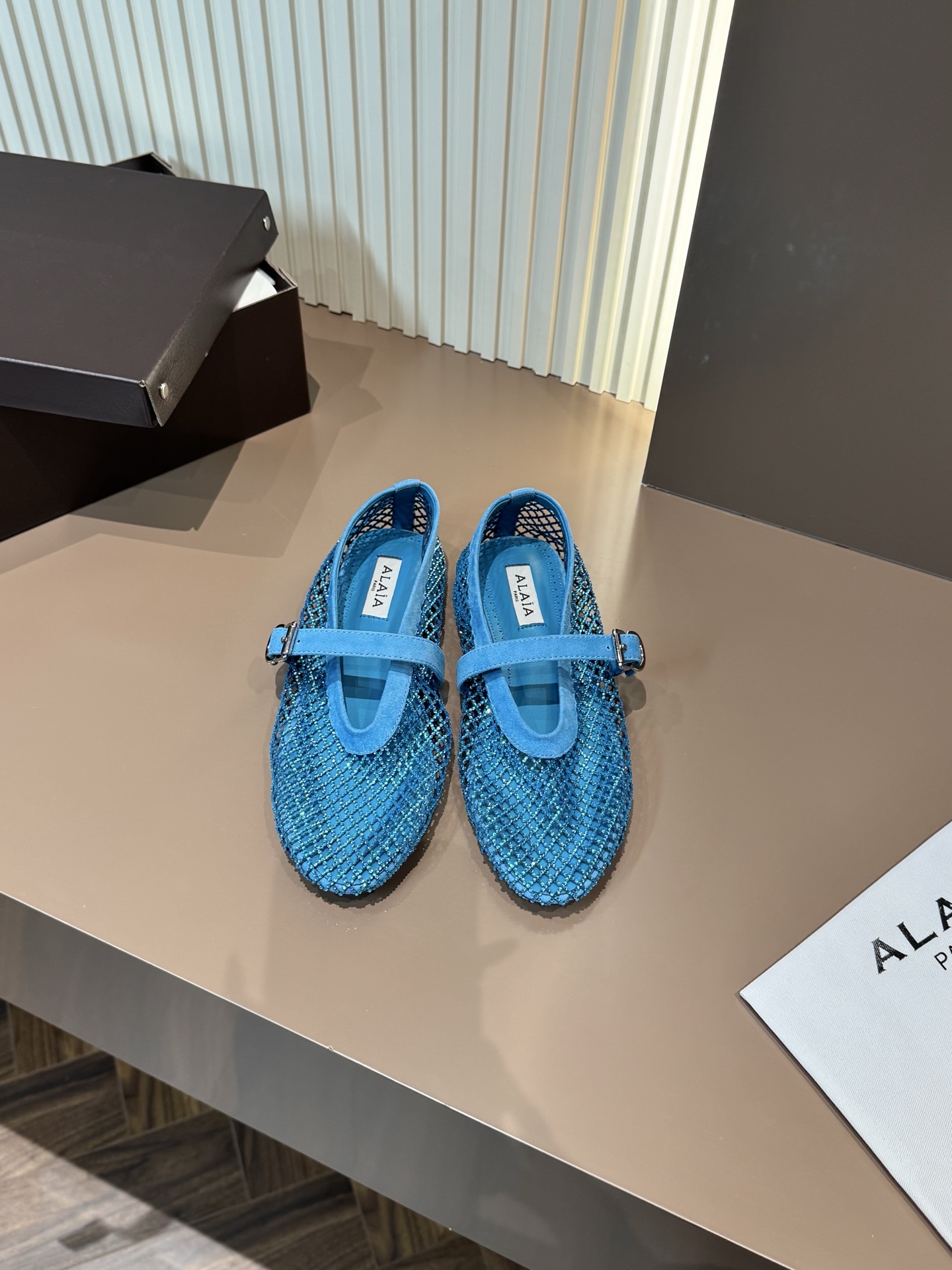 ALAIA メッシュラインストーンバレエシューズ レディース ファッション エレガント-トップバージョン