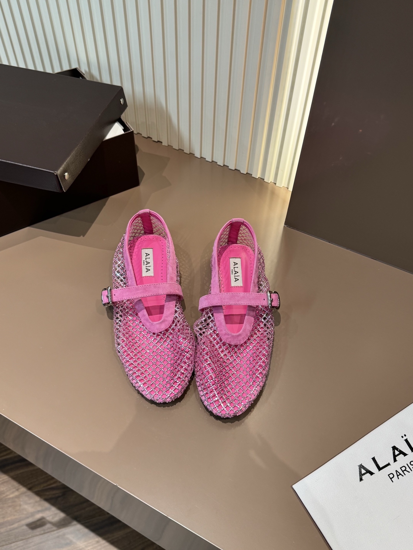ALAIA メッシュラインストーンバレエシューズ レディース ファッション エレガント-トップバージョン