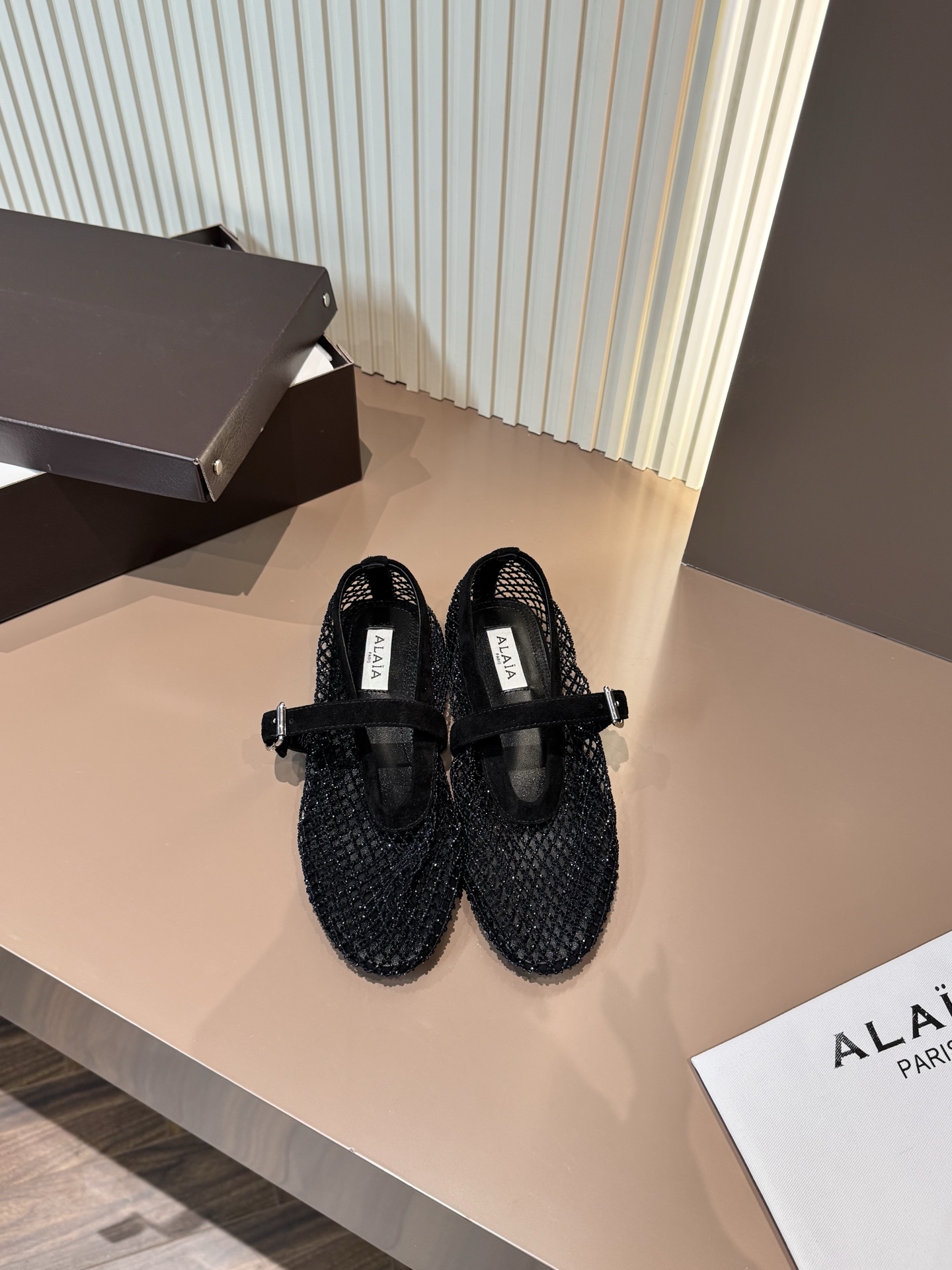 ALAIA メッシュ ラインストーン バレエシューズ レディース ファッション エレガント-トップバージョン
