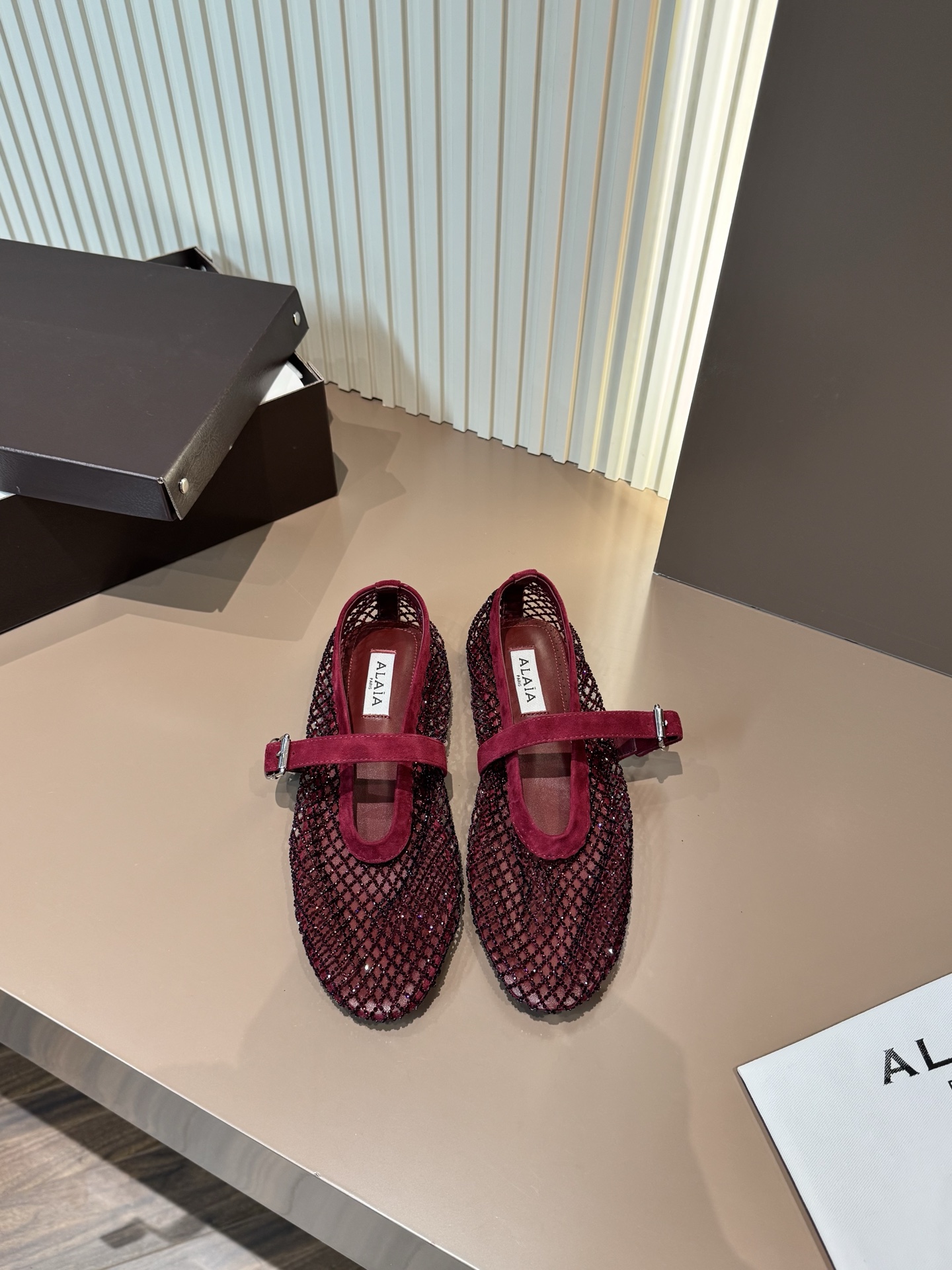 ALAIA メッシュラインストーンバレエシューズ レディース ファッション エレガント-トップバージョン