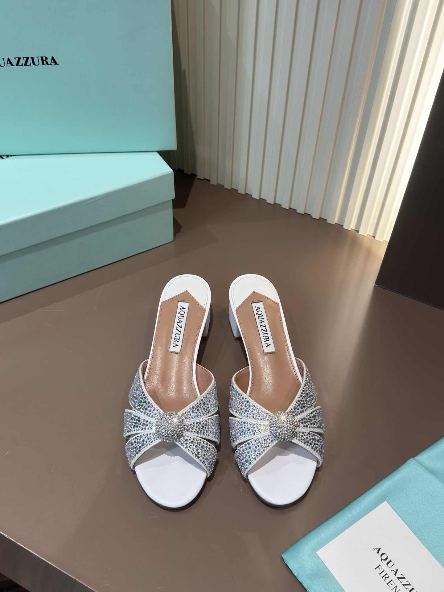 Aquazzura 水鑽網面 蝴蝶結 粗跟 涼拖
