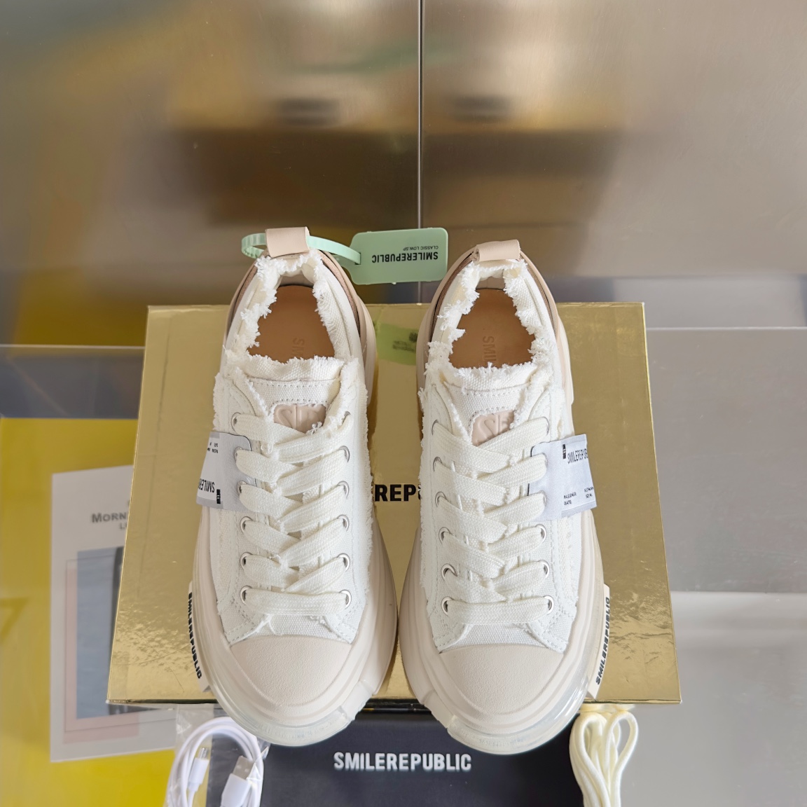 SMILEREPUBLIC Galaxy 70s Canvas Shoes: Comfortable Couples Sneakers with Unique Design - 图片 7