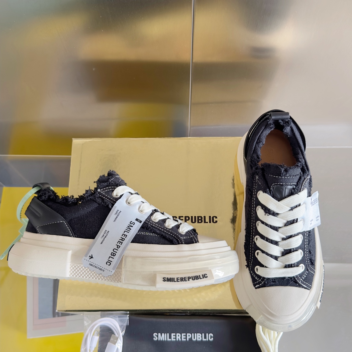 SMILEREPUBLIC Seon Jian Canvas Shoes: Retro Style for Couples’ Leisure Sneakers - 图片 2