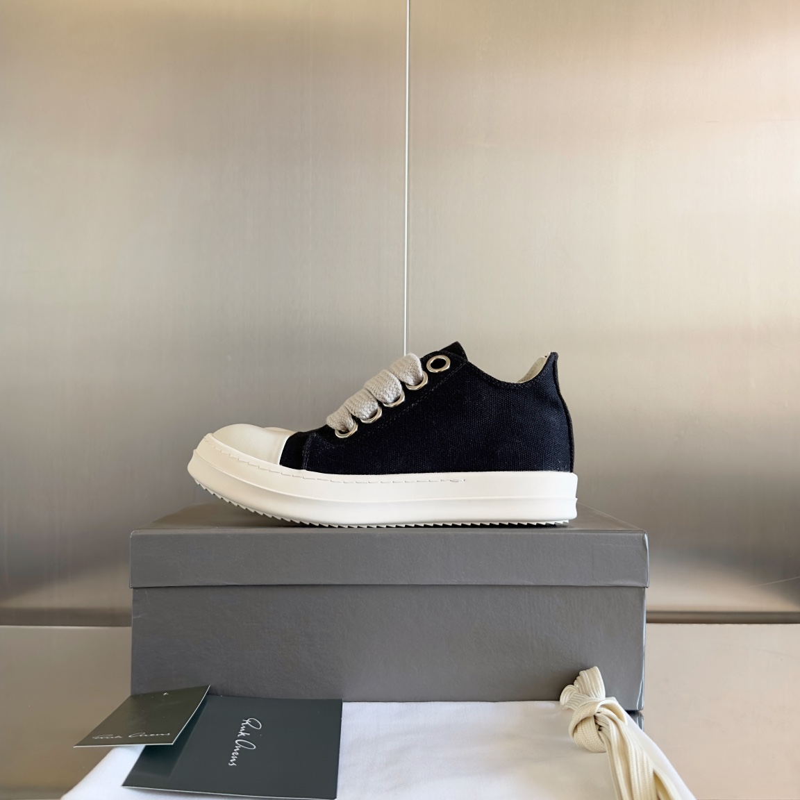 Top Version: Premium Zirconium Tape Shoes by Rick Owens x Vans - 图片 5
