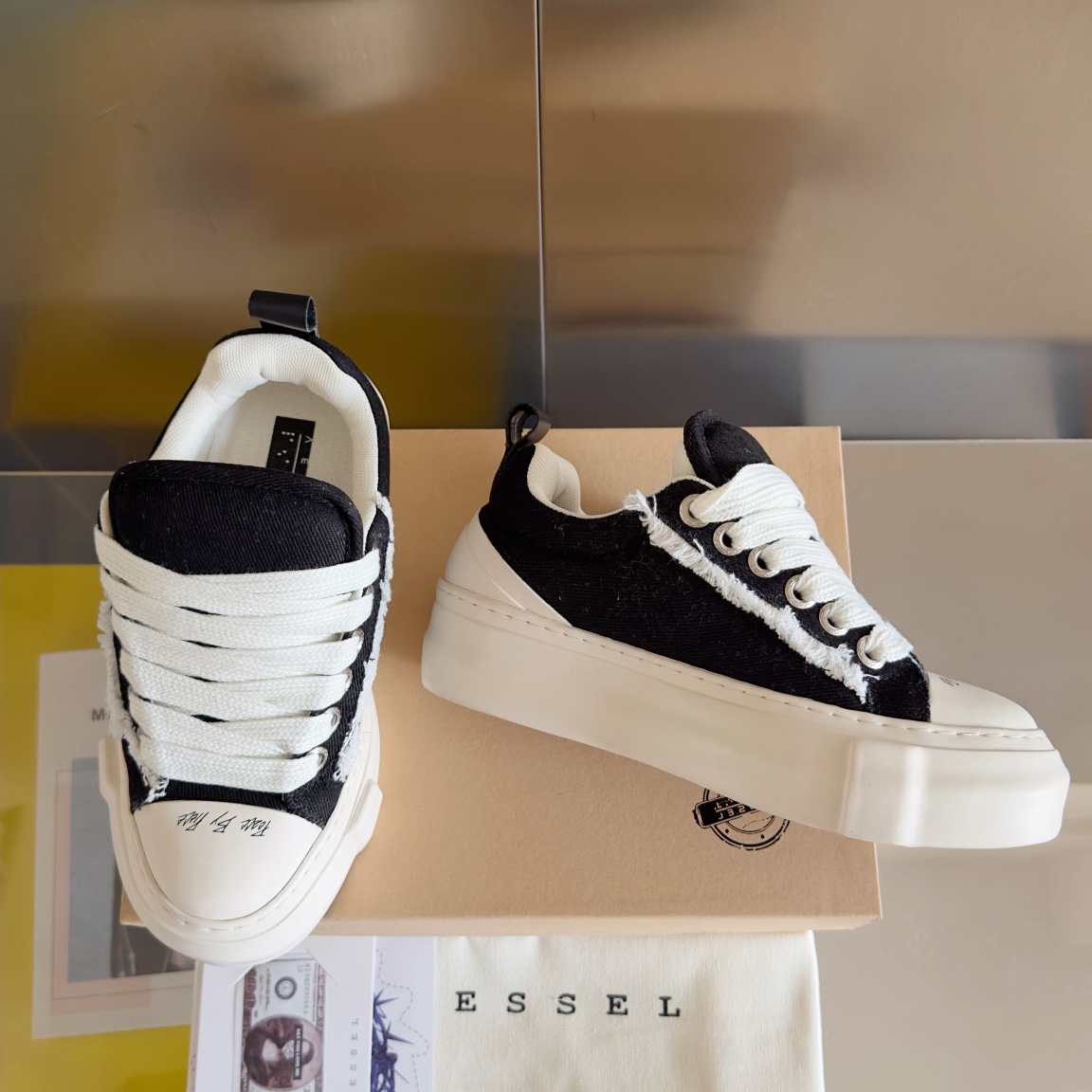 Wu Jianhu x VESSEL NOUGAT CLASSIC Shoes: Comfortable Design with Marshmallow Inspiration - 图片 3