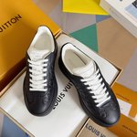 The Online Shopping
 Louis Vuitton Skateboard Shoes Sneakers Found Replica
 White Splicing Women Cowhide Rubber Sheepskin Casual