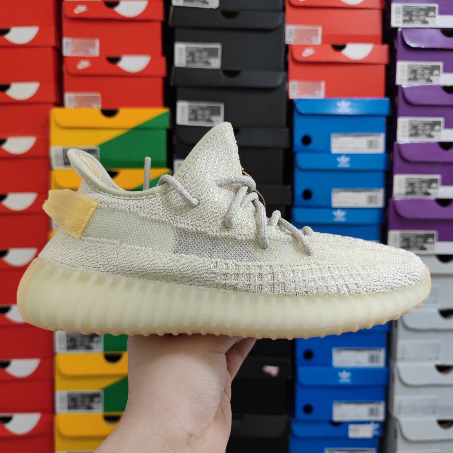 YEEZY BOOST 350 V2 Light GY3438