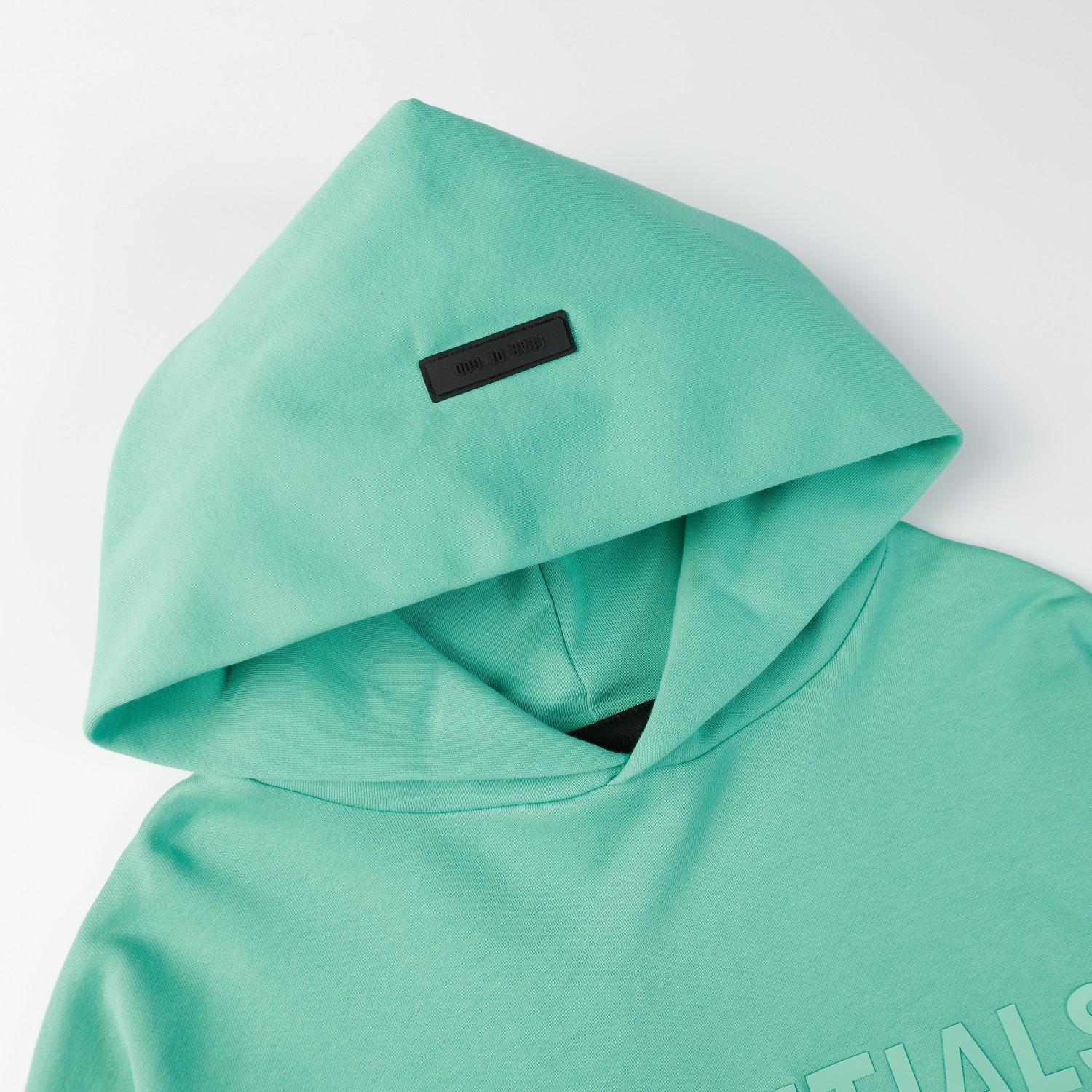 New Fear of God Essentials Göker Heavy-Circle Loaf Suit Set in Various Colors - 图片 3