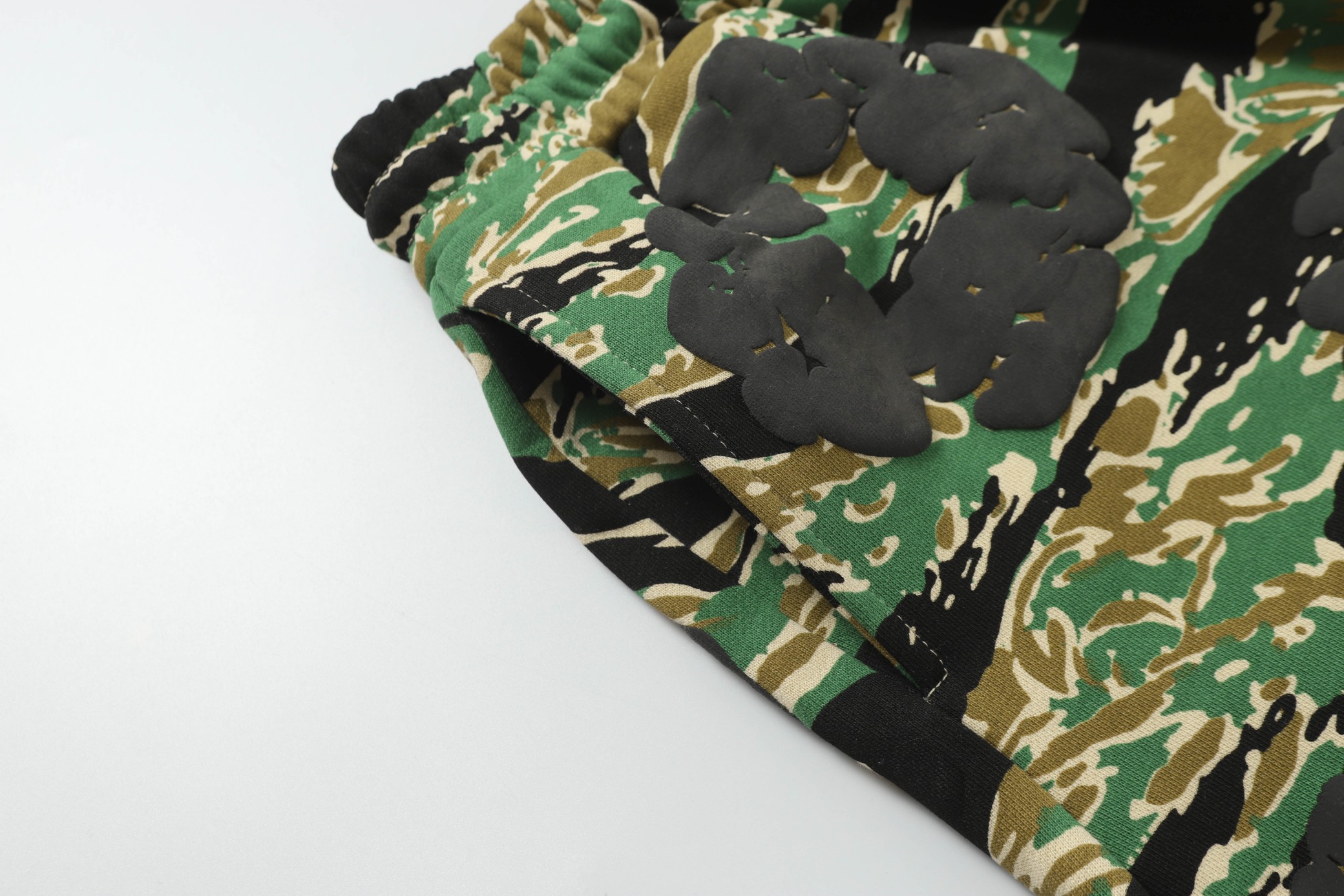 DENIM TEARS  短裤服装 6