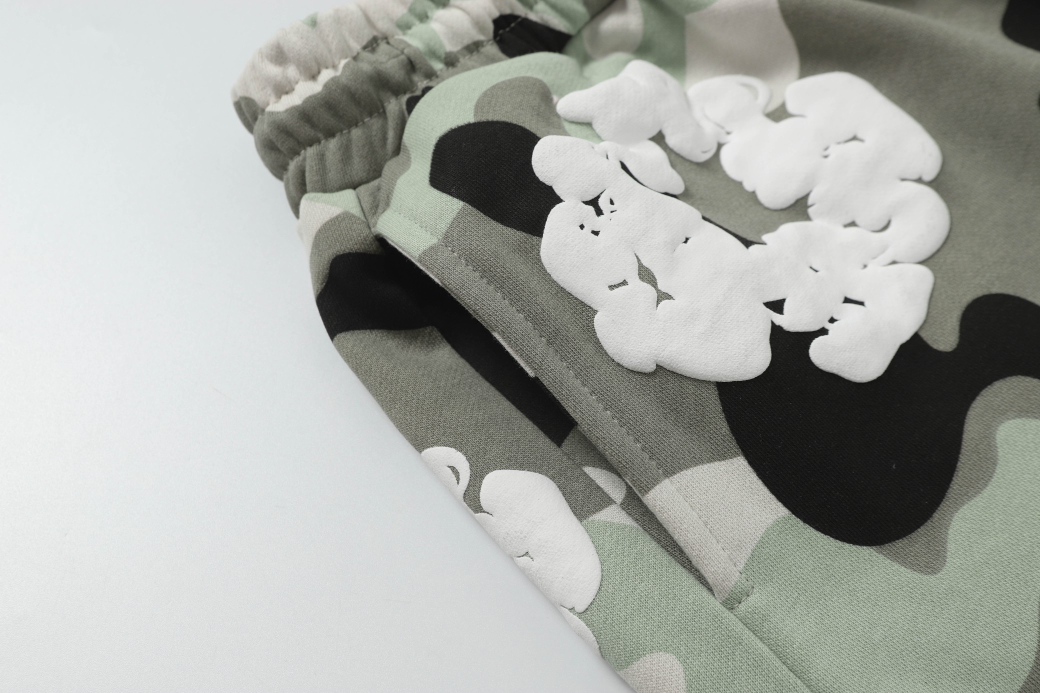 DENIM TEARS  短裤服装 6