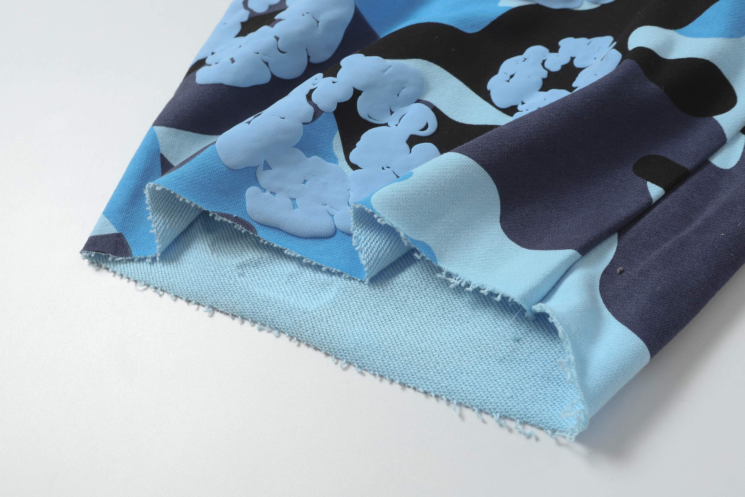 DENIM TEARS  短裤服装 8