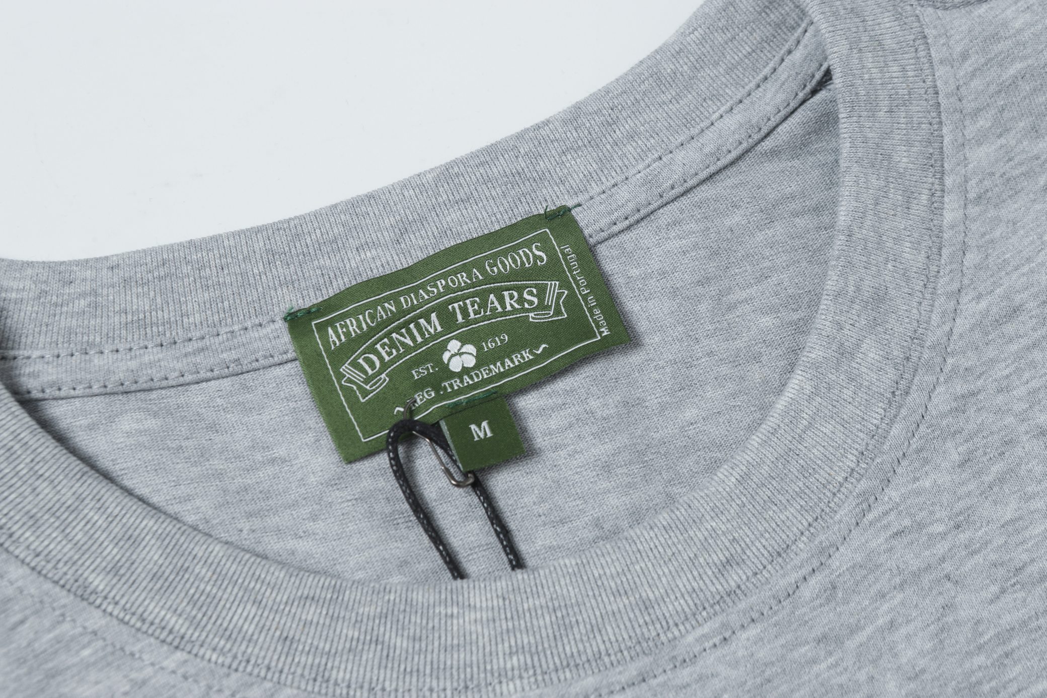 DENIM TEARS  短裤袖套装服装 3