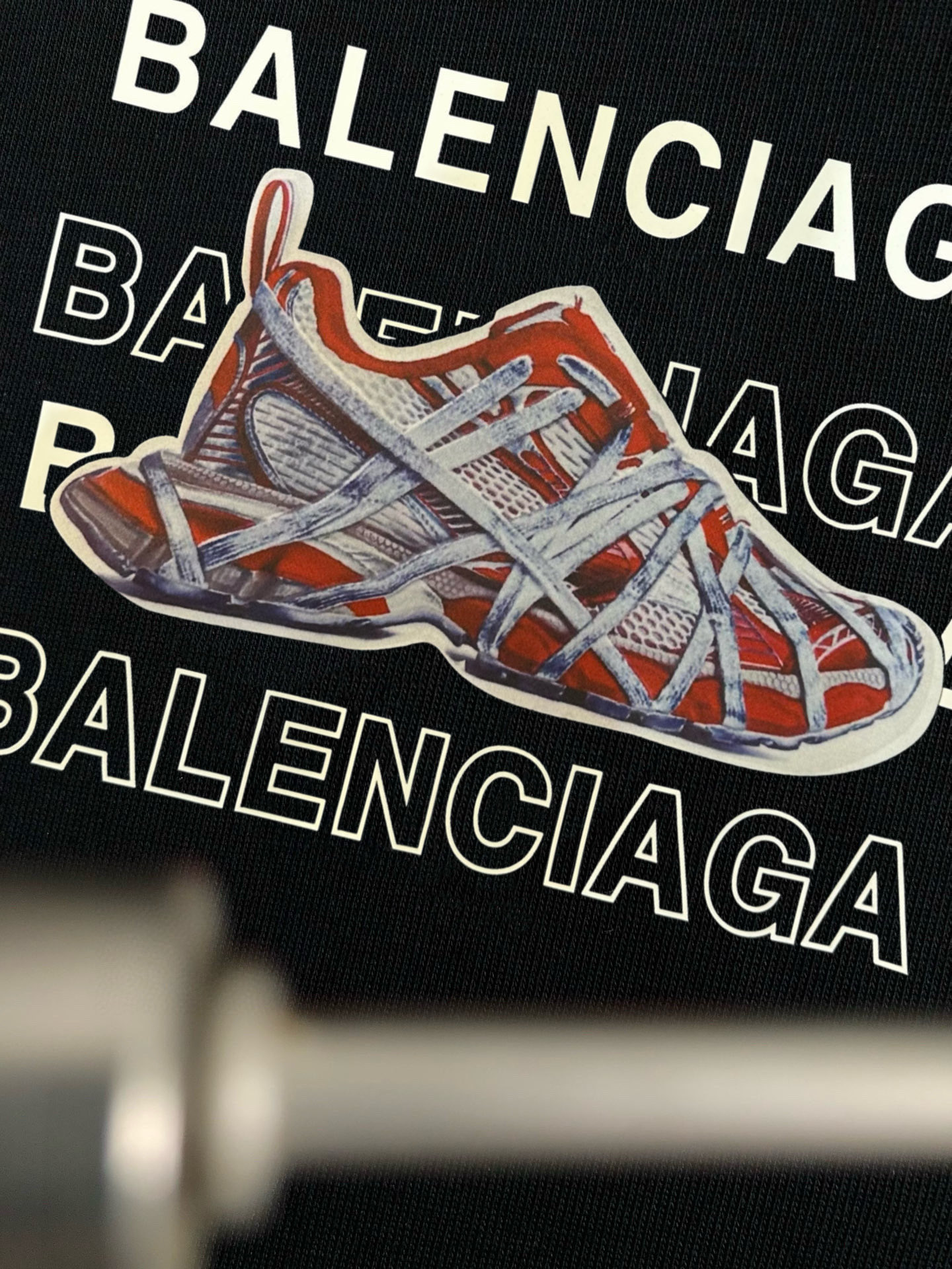   BAL 2025春夏新款首发专柜最新款短袖圆领T恤 高端订制 设计前卫时尚！品牌logo重工艺设计 