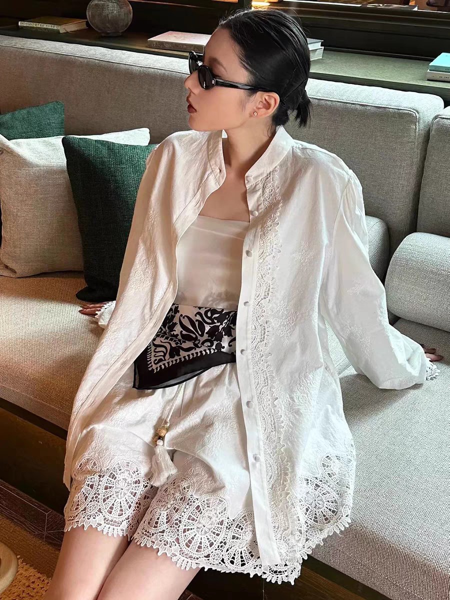 High-Quality Women’s Suit with Bohemian Embroidery, Shirts, and Shorts for Vacation Style