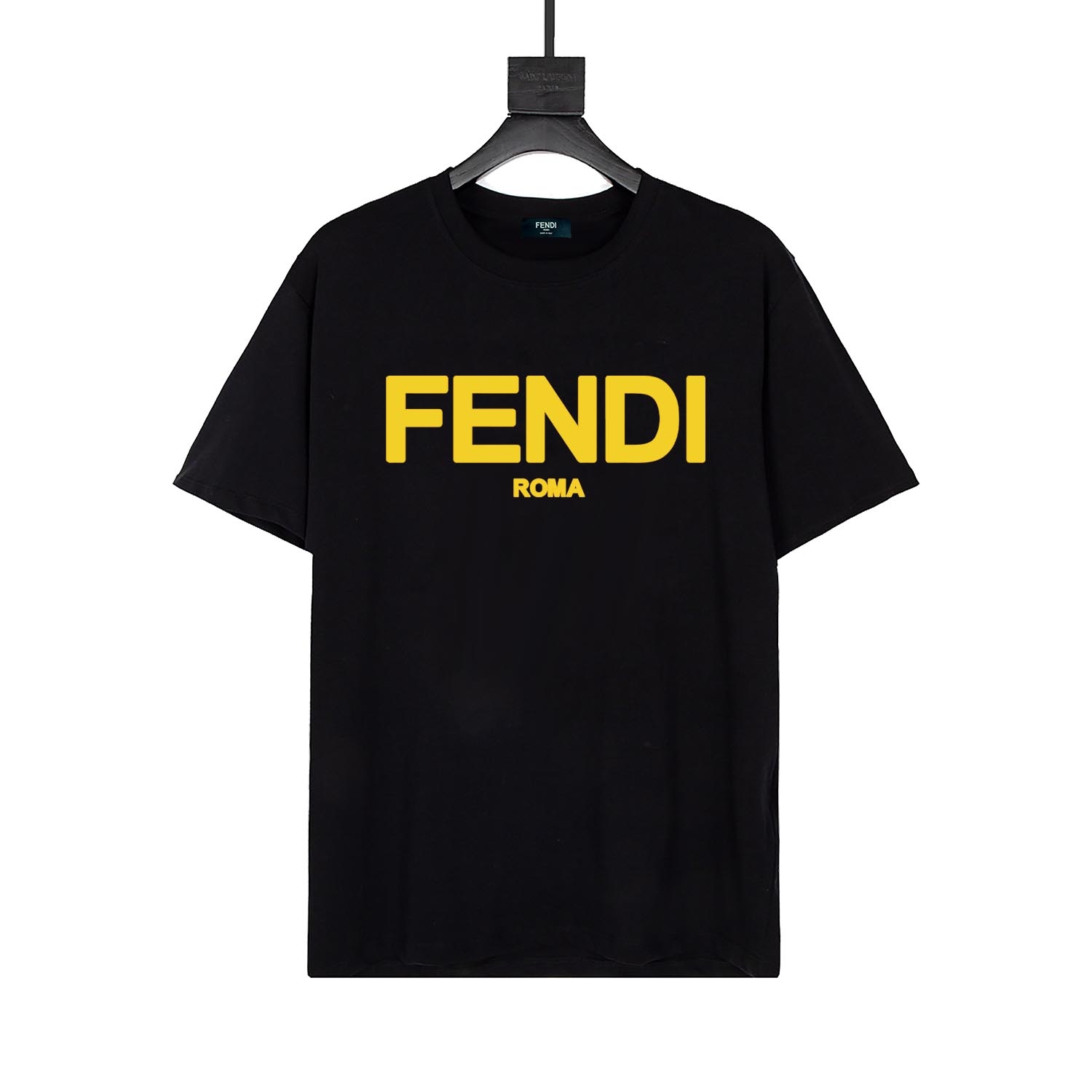 fendi/芬迪 24ss Camiseta de manga corta con logo de letras, nueva serie de lemas de Fendi, estilo simple y fresco, muestr…