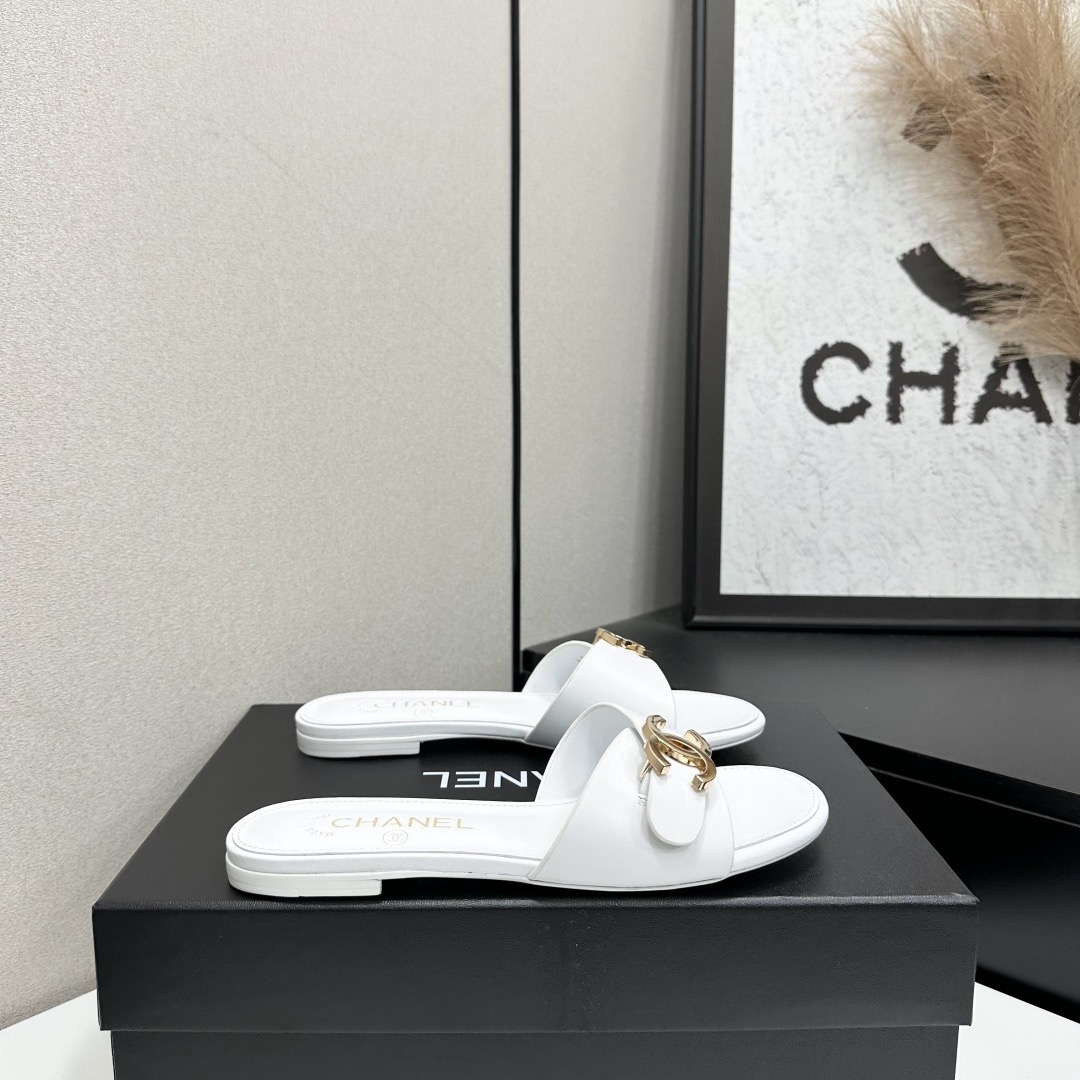 Chanel CC Leather Flat Slide Sandals
