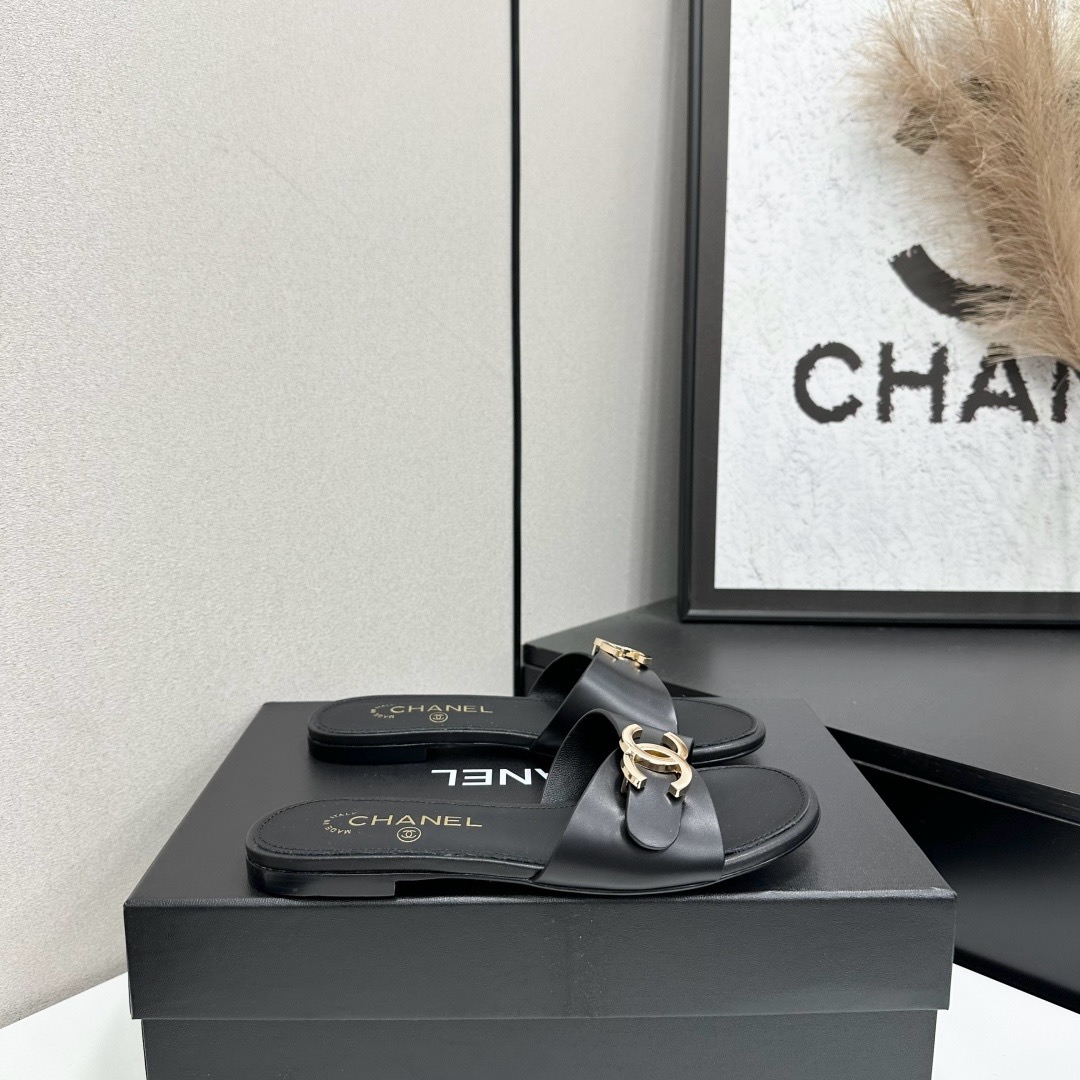 Chanel CC Leather Flat Slide Sandals