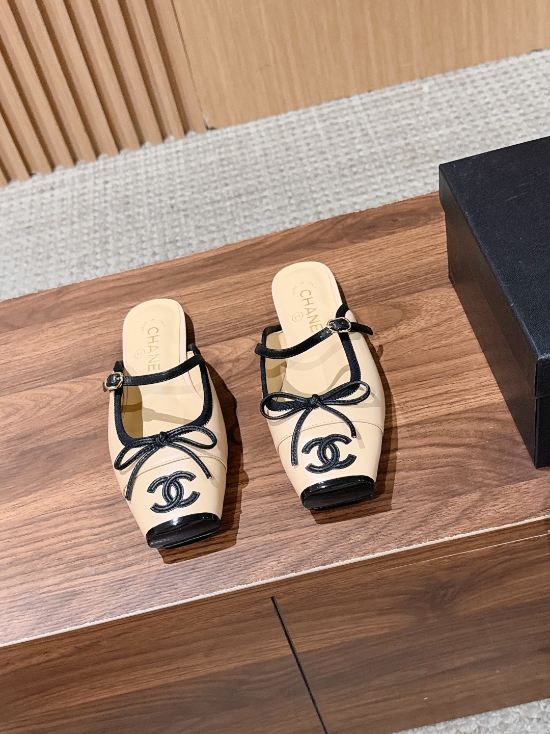 Chanel CC Leather Flat Slide Sandals