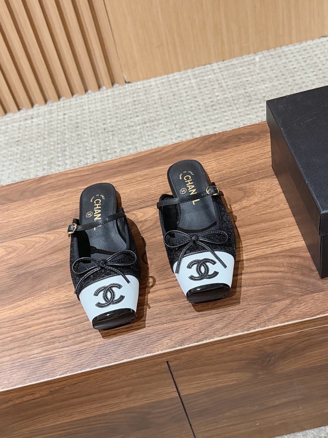 Chanel CC Leather Flat Slide Sandals