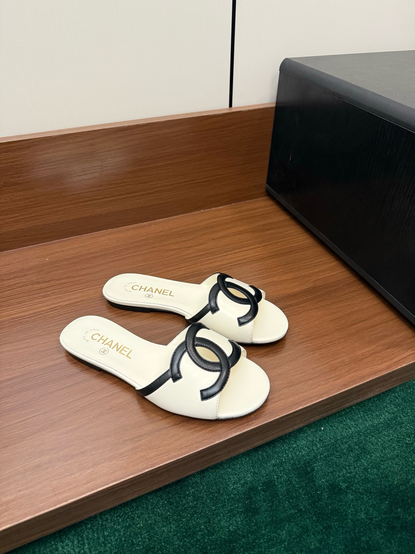 Chanel CC Leather Flat Slide Sandals