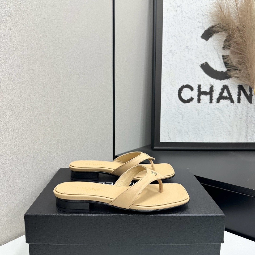 Chanel Black CC Thong Slide Sandals
