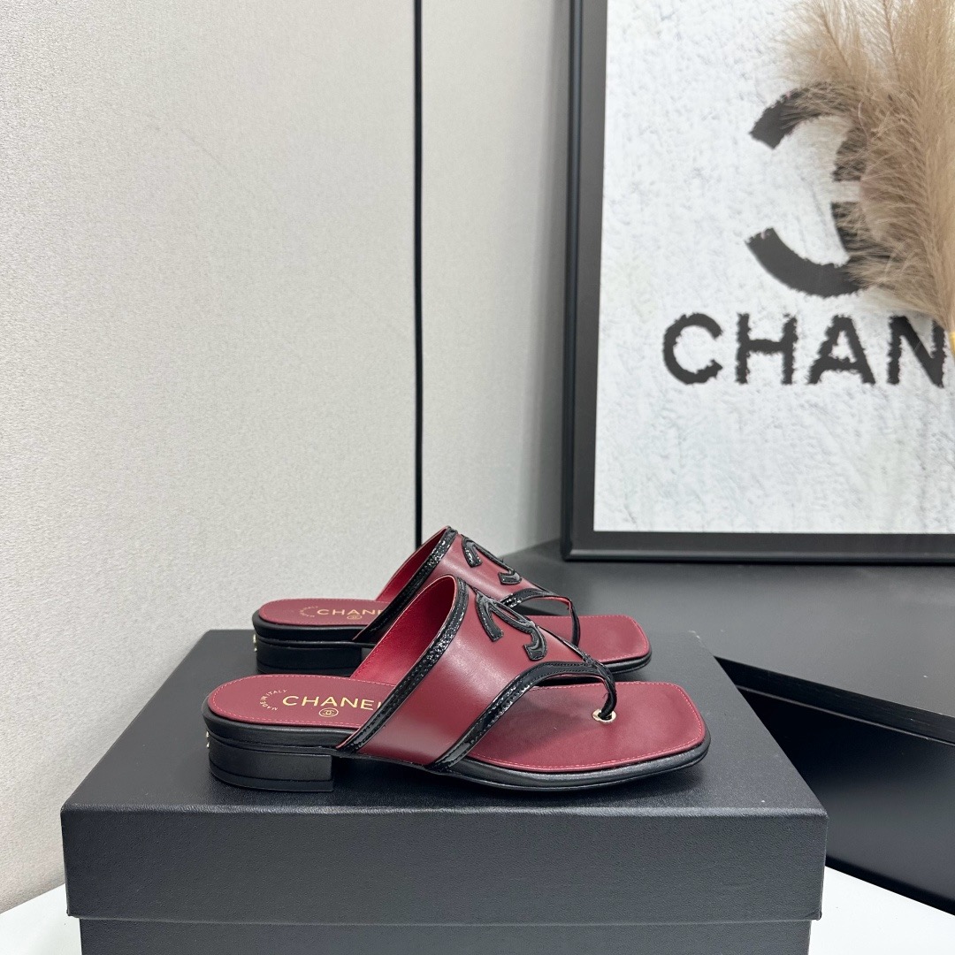 Chanel Beige CC Thong Slide Sandals