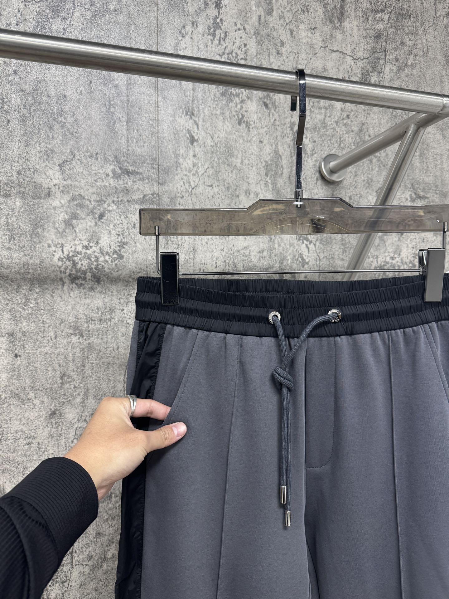 “New Spring and Summer Collection: Stylish and Comfortable Clothing with High-Quality Cotton Fabric in Various Sizes” - 图片 4