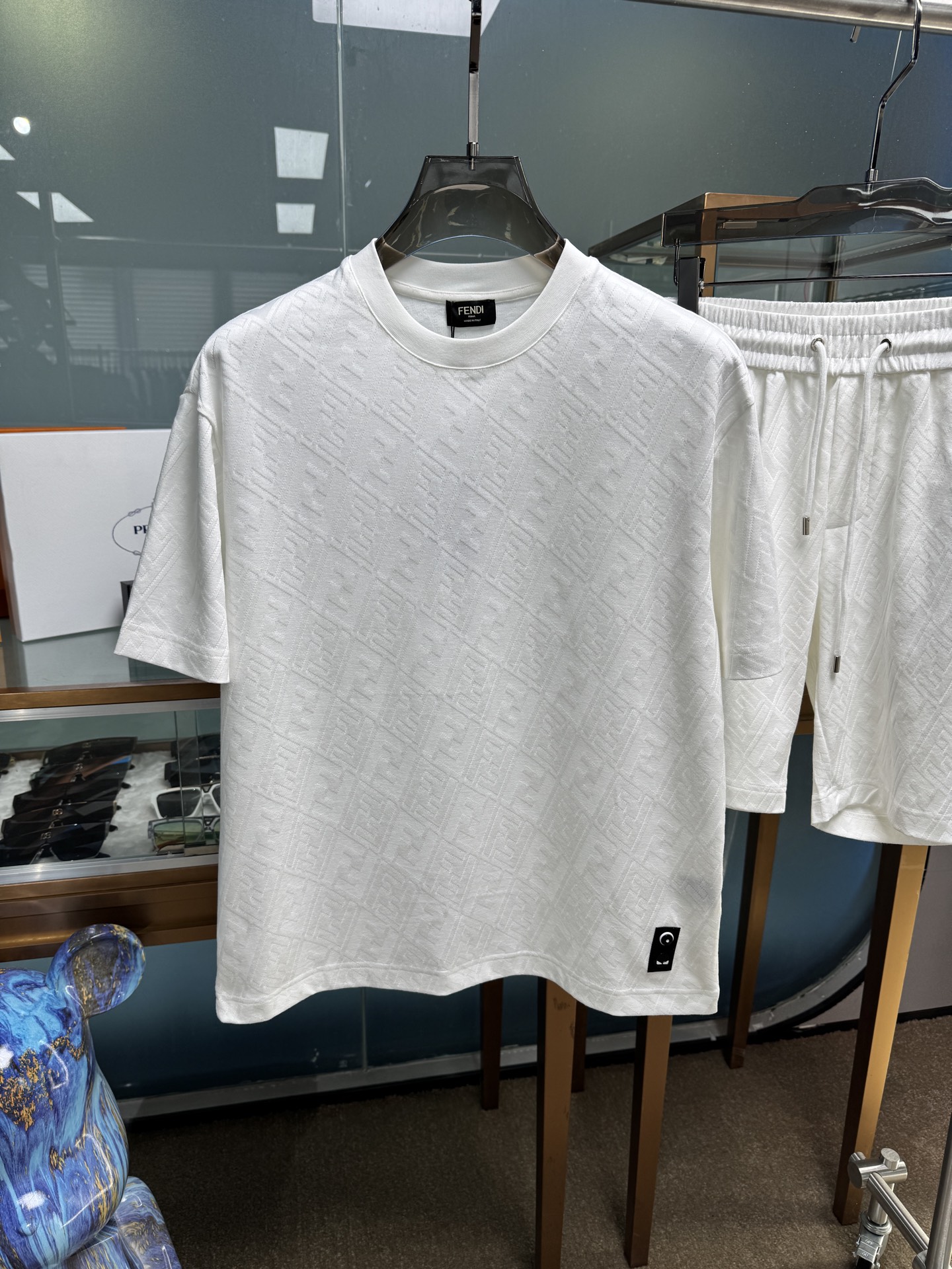 Fendi New Cotton Suit Set: Spring/Summer Flower Collection with Top Hardware and Fabric, Unisex, 48-56, Black/White, Customizable - 图片 1