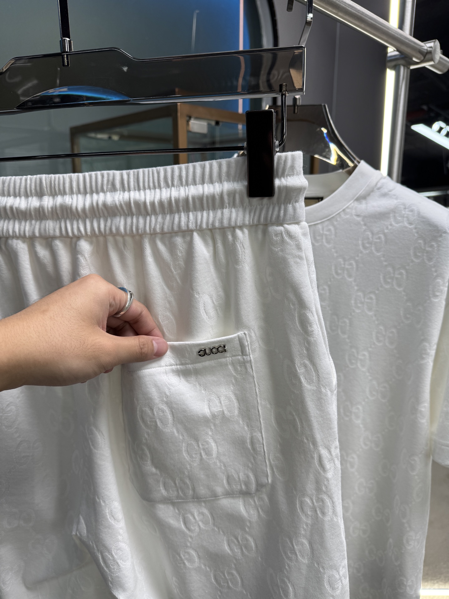Guccino 25 Spring/Summer Cotton Suit with Flower Logo & Top Hardware – Unisex 48-56 Sizes - 图片 9