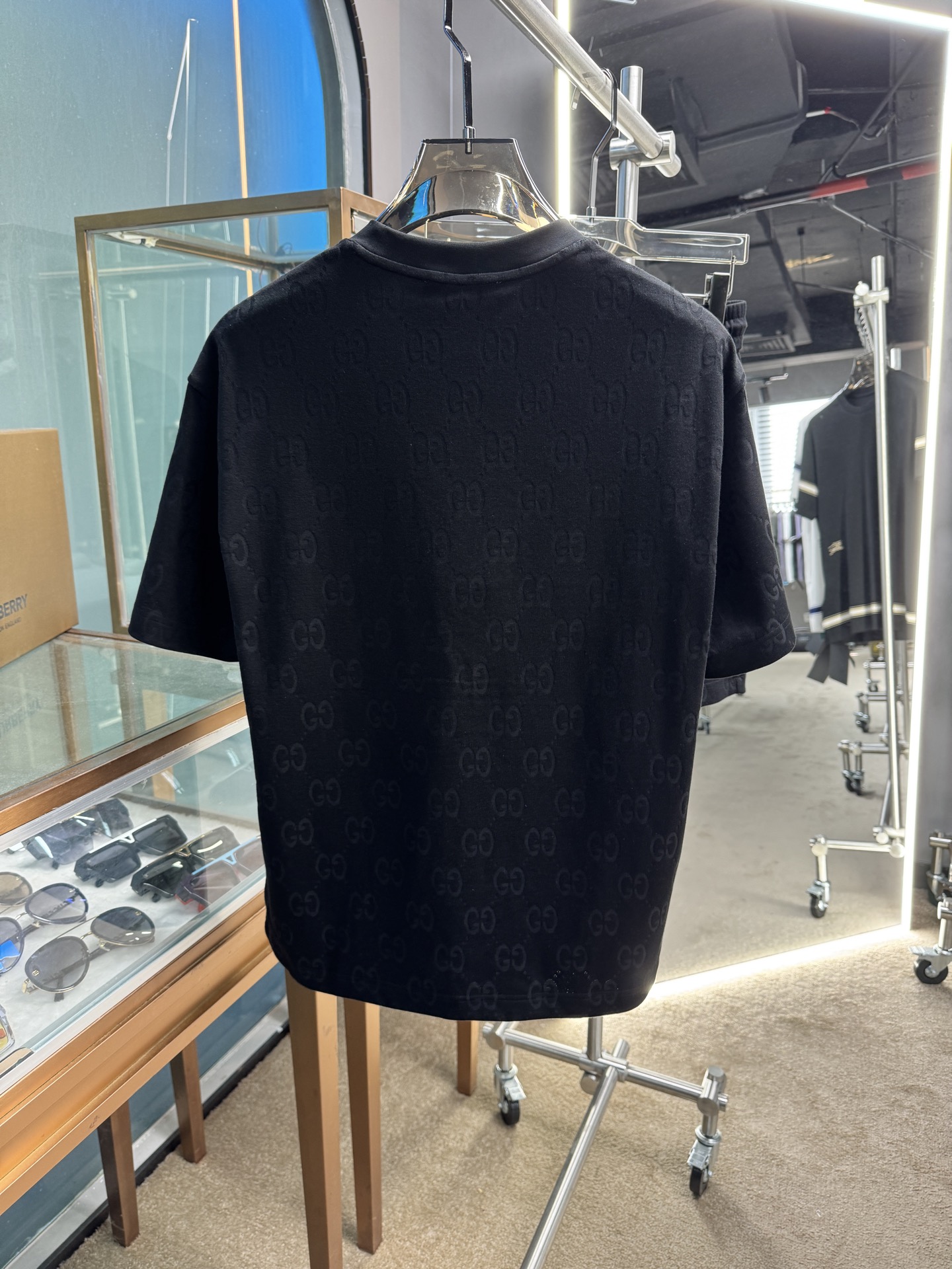 “Guccino 25 Spring Summer Cotton Suit with Flowering Logo & Top Hardware in Black & White Unisex Sizes 48-56” - 图片 8