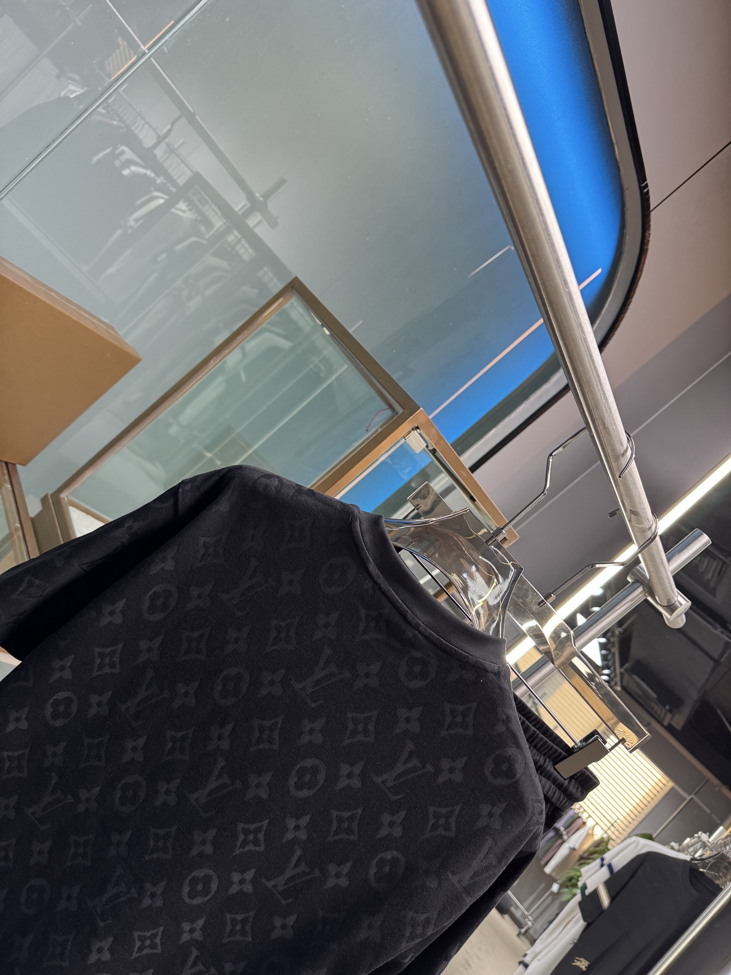 “Spring & Summer Cotton Suit Set with Flowering Logo in Black & White, Sizes 48-56” - 图片 9