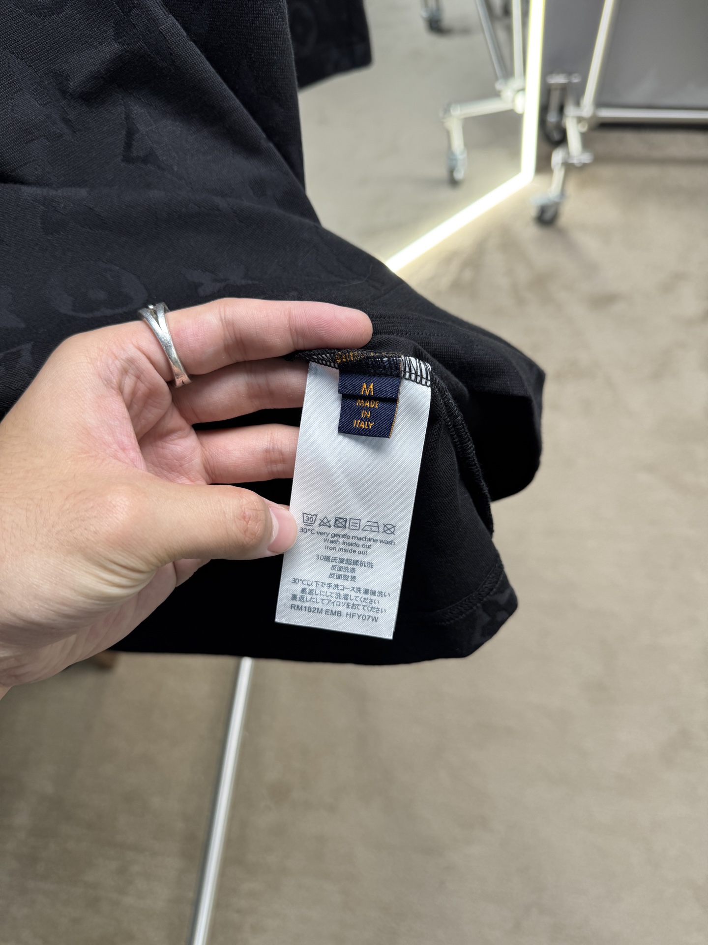 “Spring & Summer Cotton Suit Set with Flowering Logo in Black & White, Sizes 48-56” - 图片 7