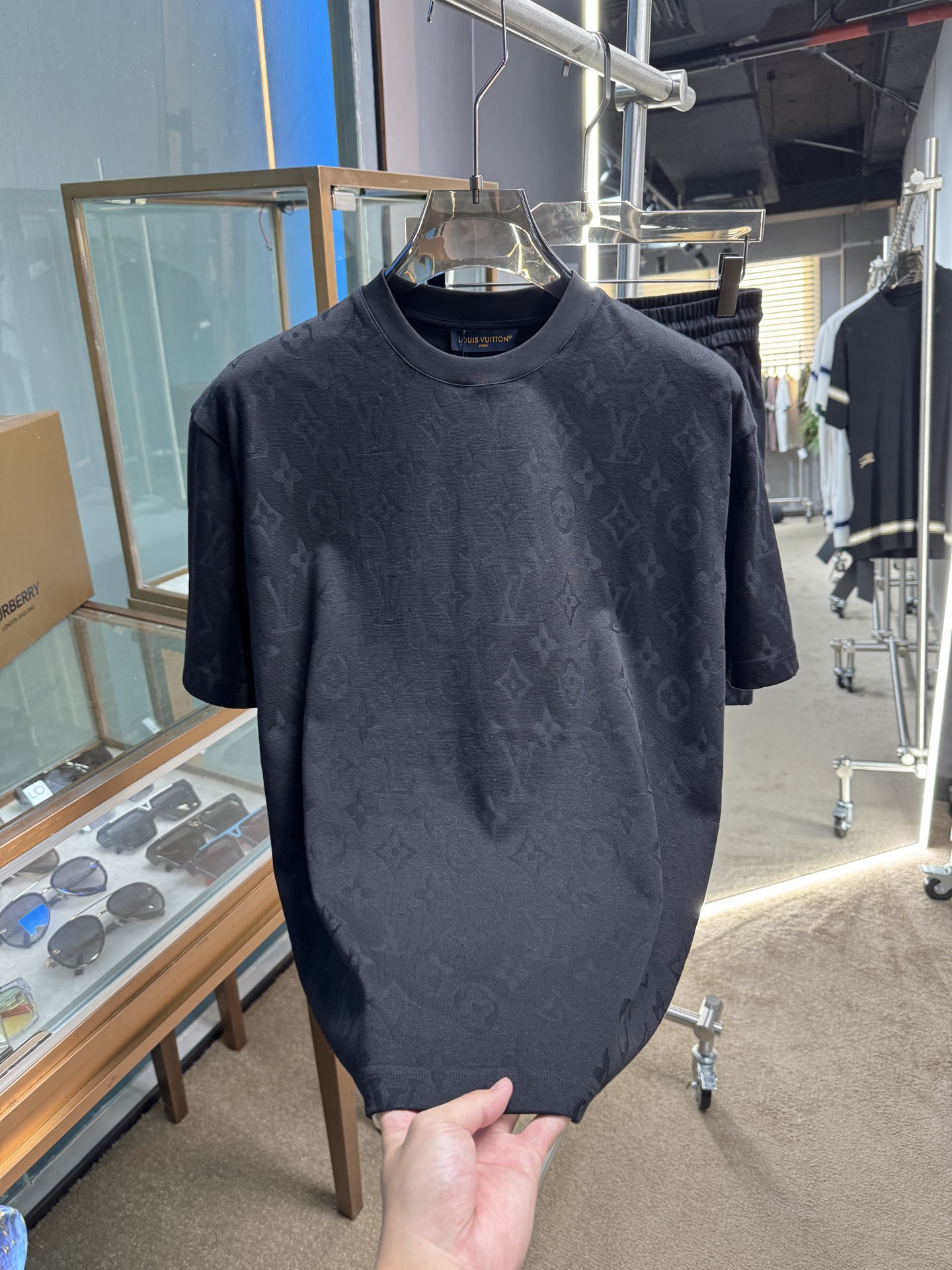 “Spring & Summer Cotton Suit Set with Flowering Logo in Black & White, Sizes 48-56” - 图片 6