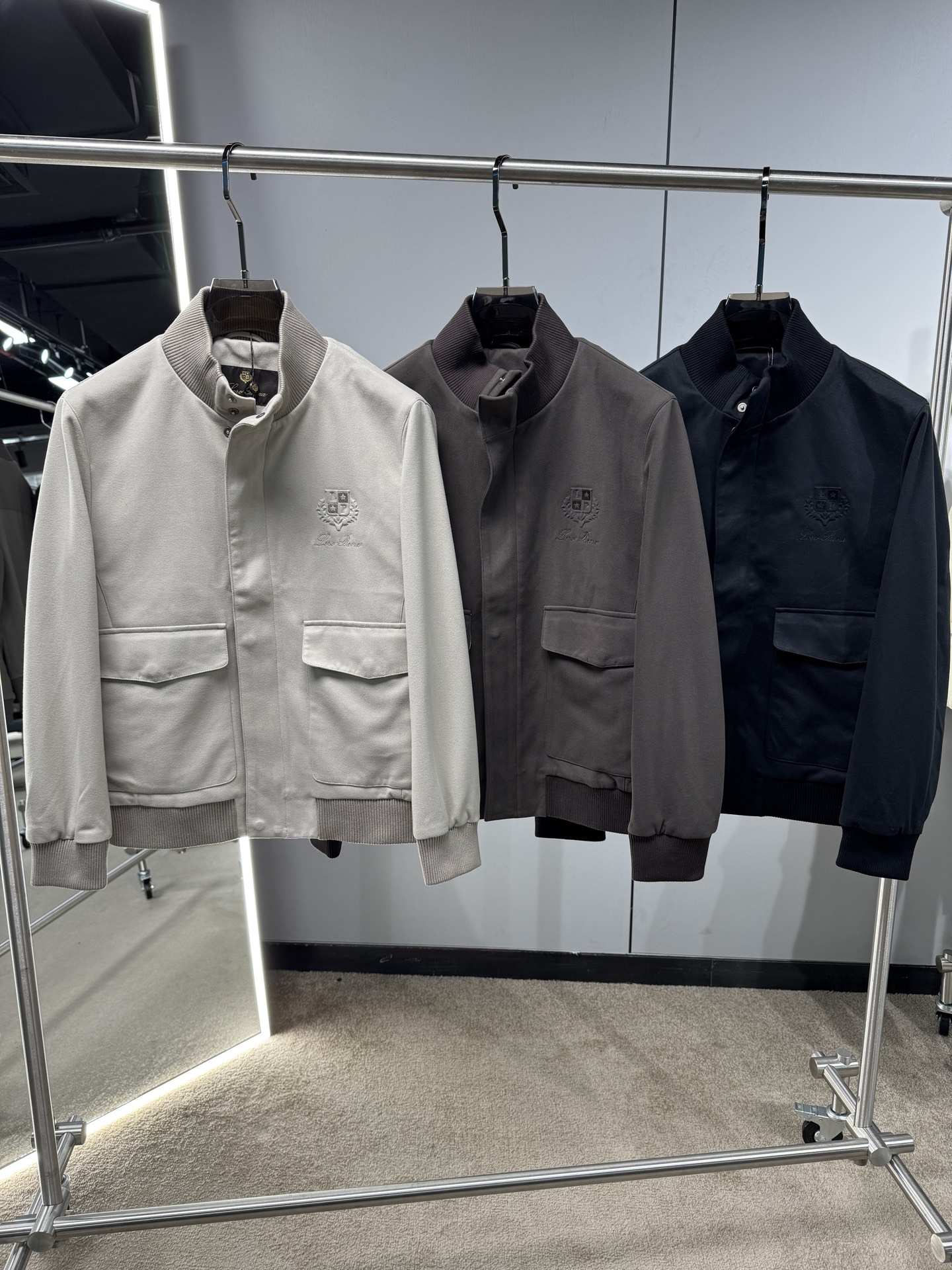 . 337943_460 337943_460