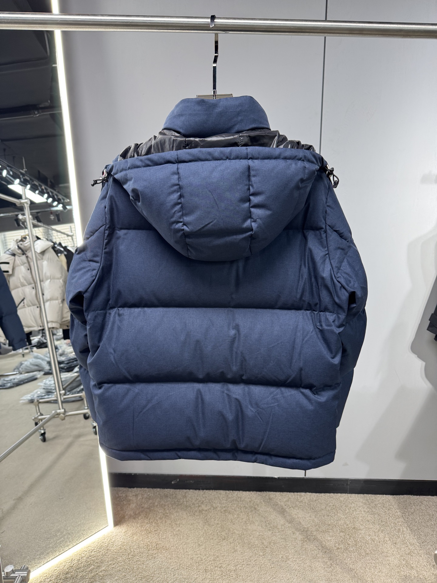 25秋冬上新 蒙口爆款羽绒服 选用进口面料 充绒量实足 定制五金 原版复刻经典百搭 明星同款 专柜同步码