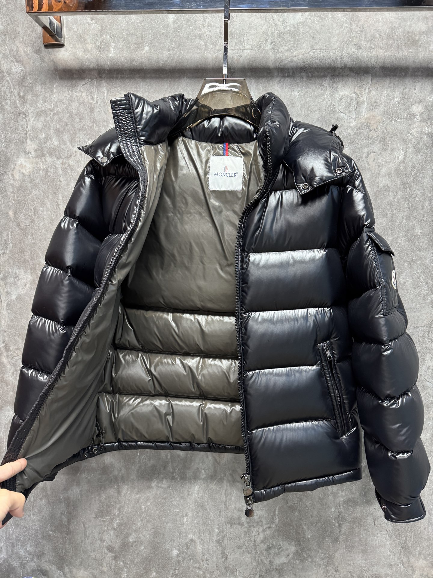 鹅绒 25秋冬上新 经典爆款蒙口玛雅羽绒服 选用进口面料 充绒量实足 定制五金 原版复刻经典百搭 明星同