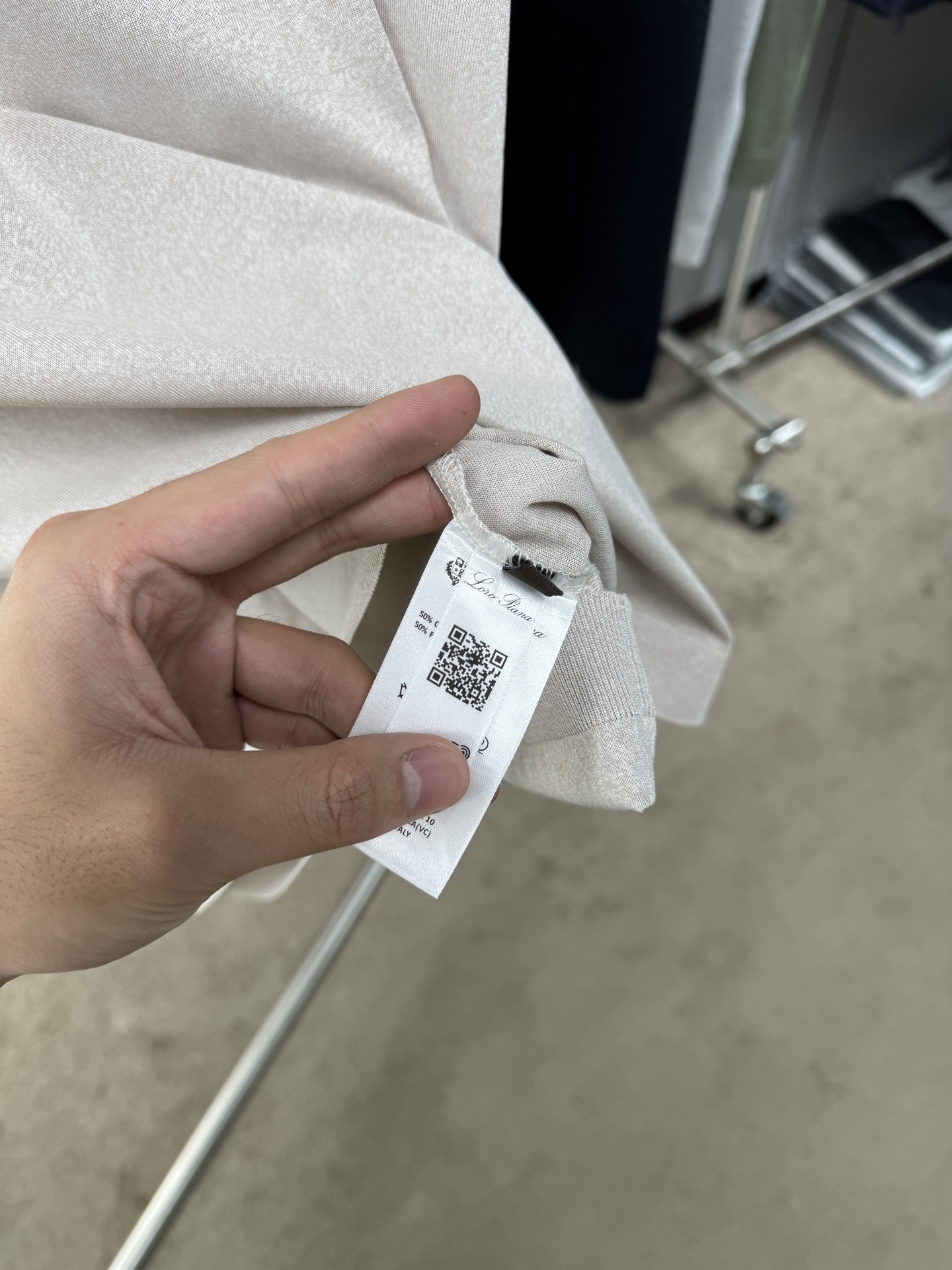 上新 26ss Loro Piana 春夏新款花灰起脚平纹短袖 原版定制 轻薄透气 上身丝滑舒适 高端大