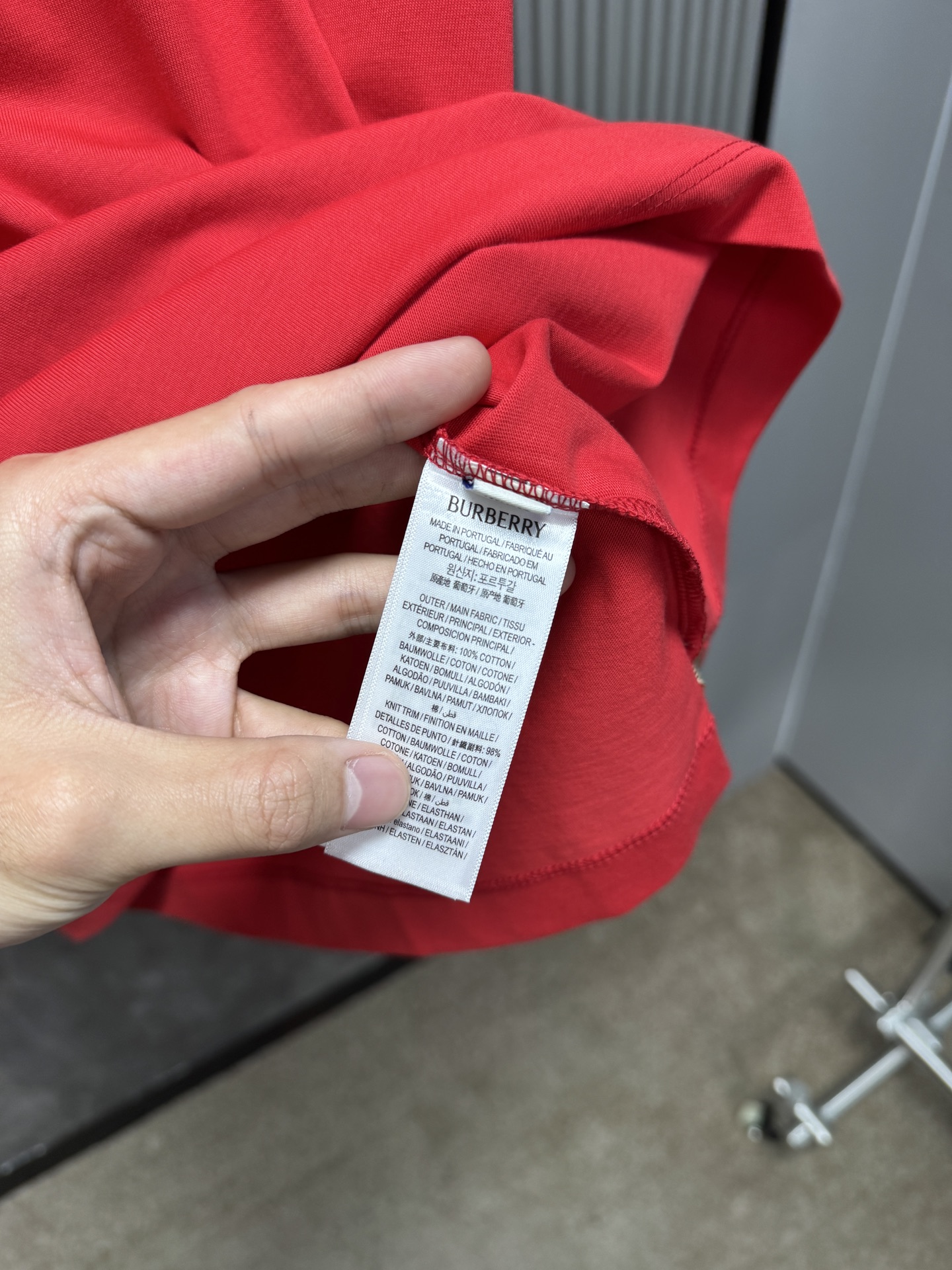 上新 26ss 巴宝莉春夏新款圆领短袖 原版定制 面料100%棉 轻薄透气 超级柔软上身丝滑舒适 高端大