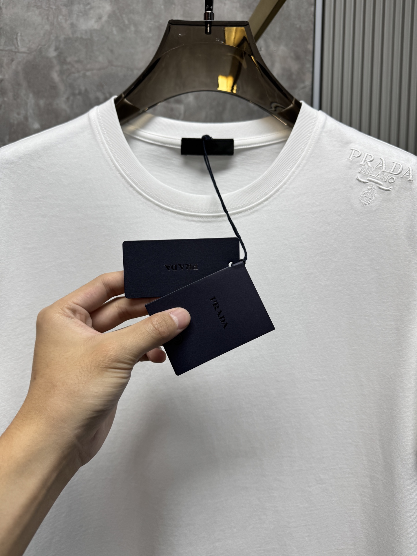 上新 26ss P家 春夏新款圆领短袖 原版定制 面料100%棉 轻薄透气 超级柔软上身丝滑舒适 高端大