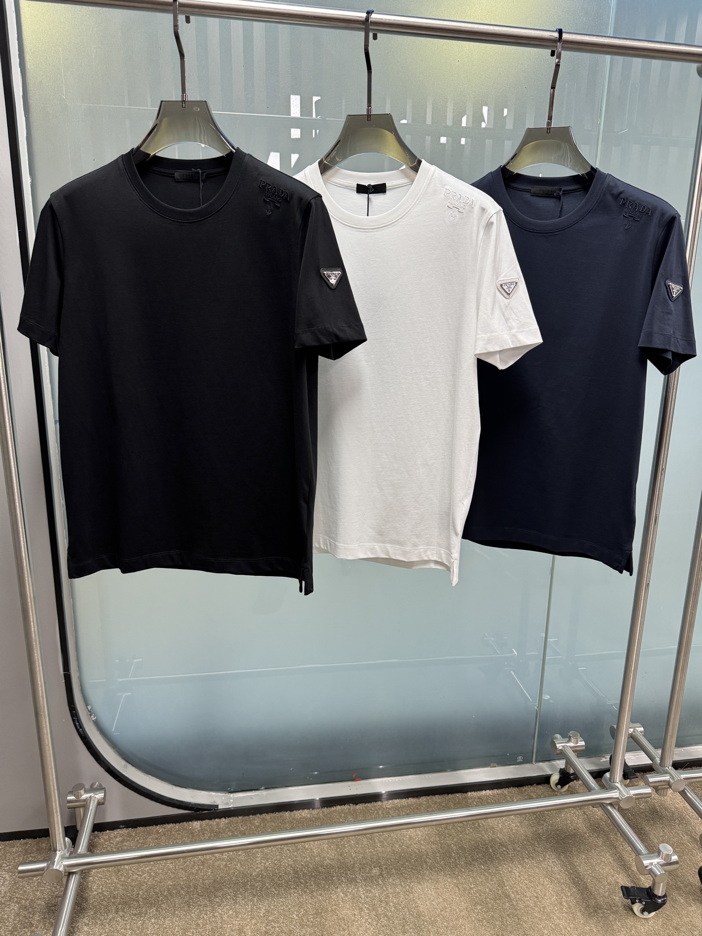 . 613498_280 613498_280