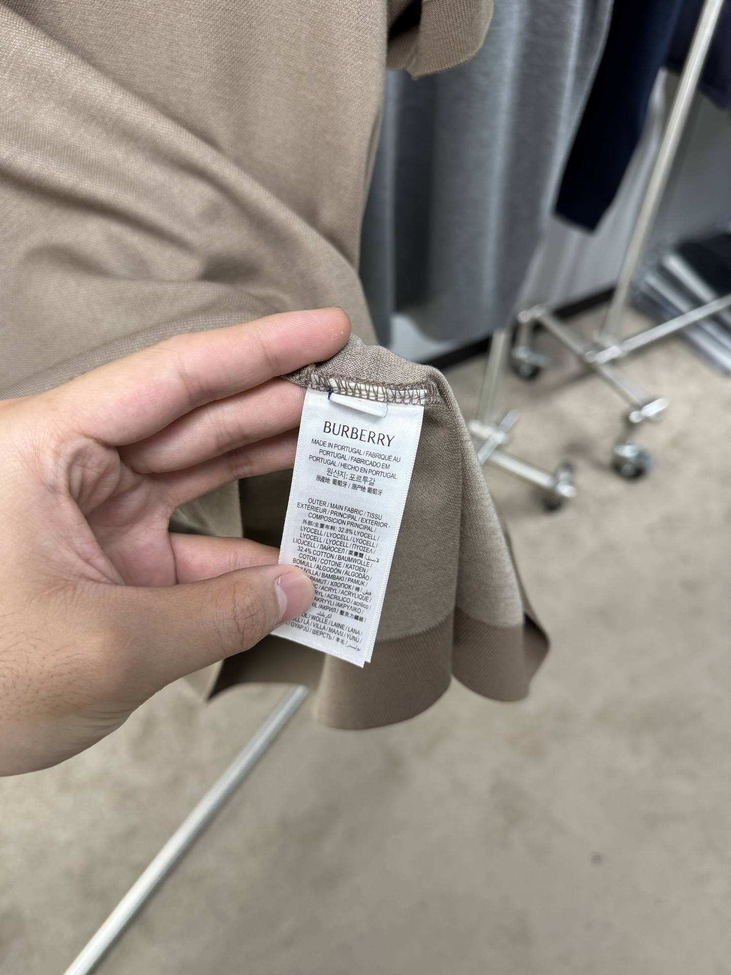 上新 26ss 巴宝莉 早春新款起脚Polo 原版定制 面料选用羊毛珠地棉 轻薄透气 上身丝滑舒适 高端